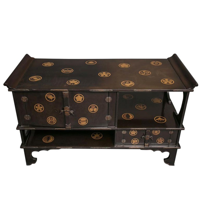 Japanese Black Lacquer Tana (Tiered Tea Cabinet) with Gold Family Crests For Sale