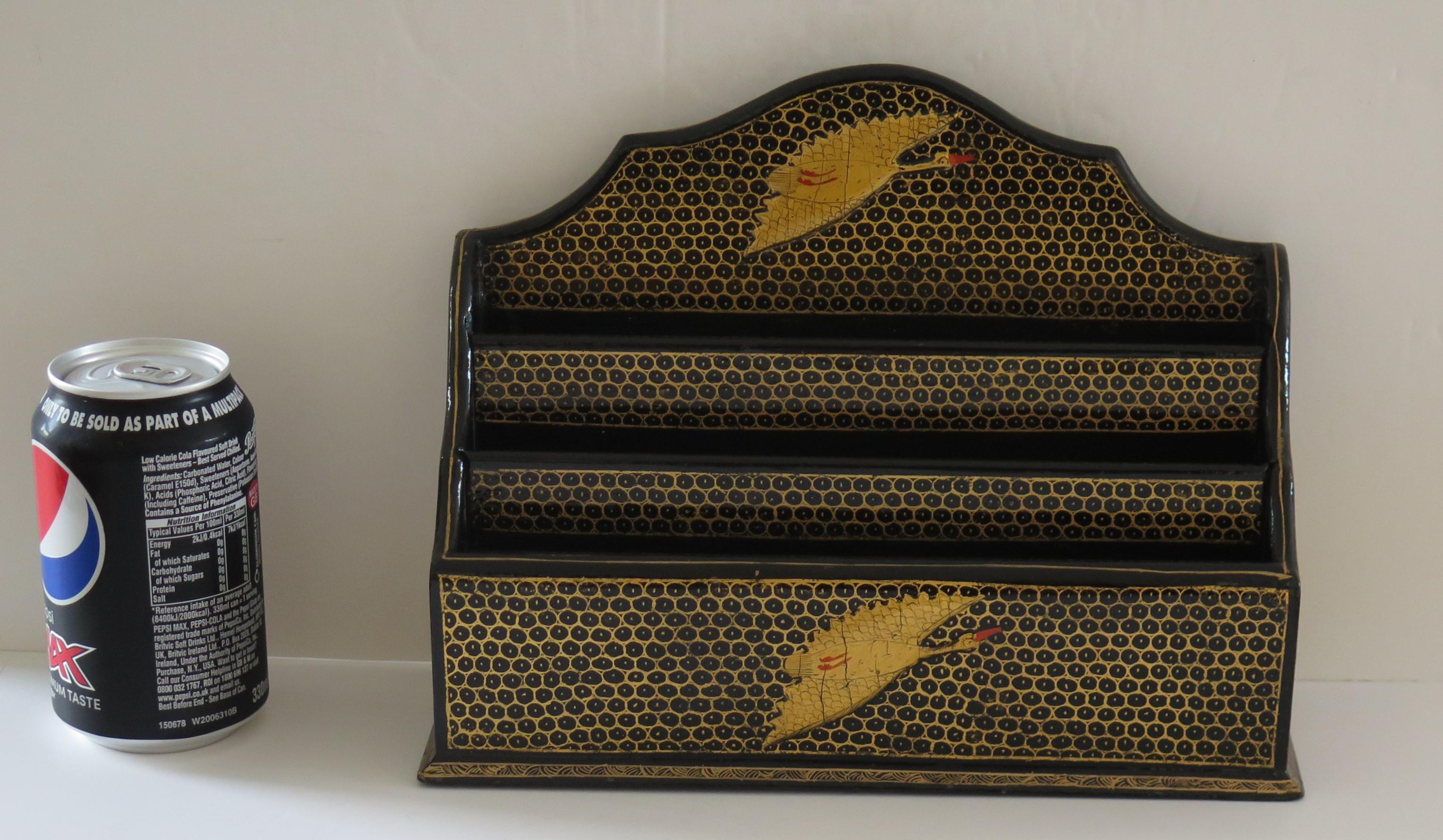 Japanese Black Laquered Letter Rack Gilded and Decorated with Cranes, Circa 1920 4