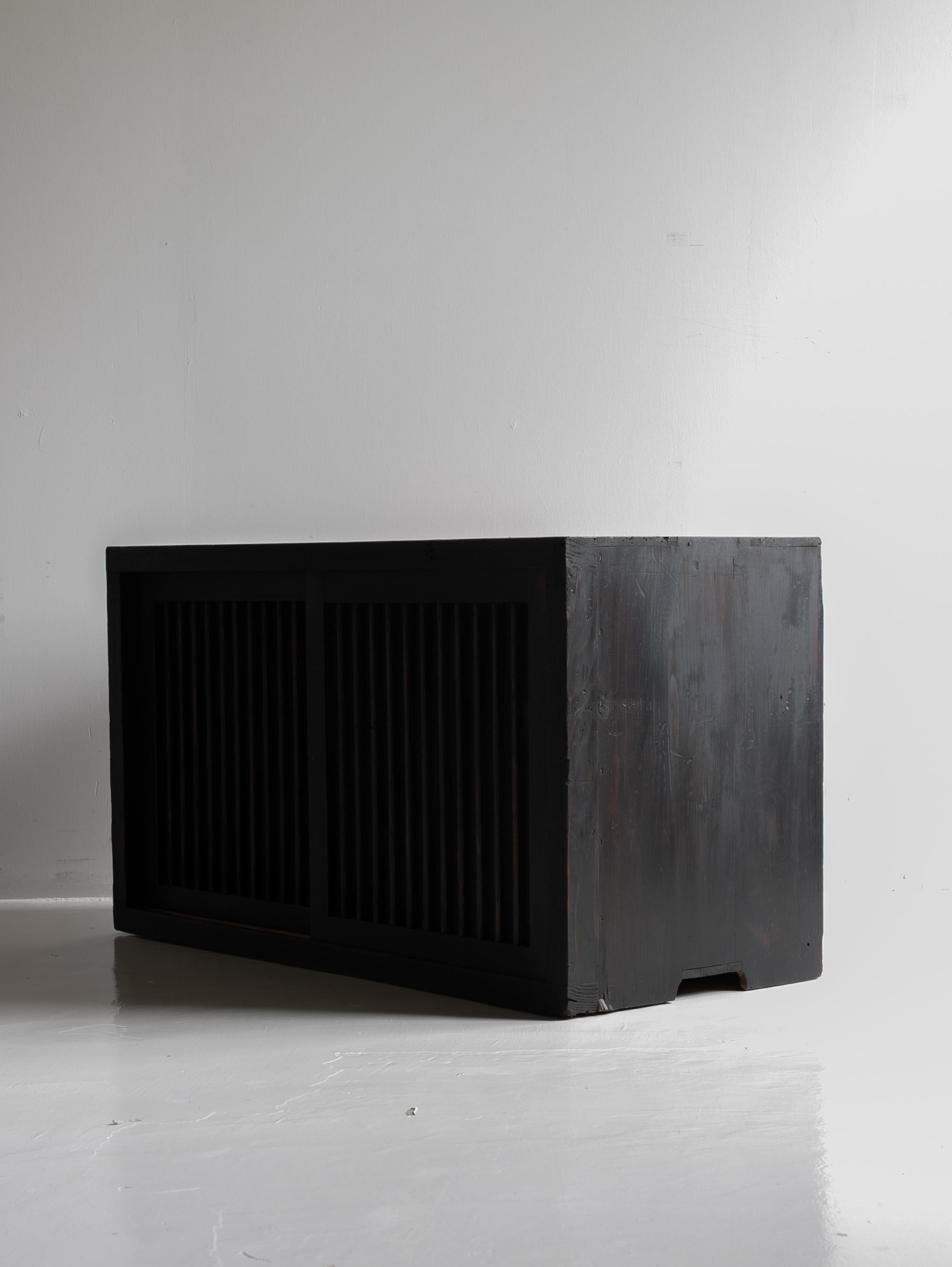 Japanese small Black Tansu 1920-1940 / Showa Period/Cabinet Sideboard Wabisabi / For Sale 9