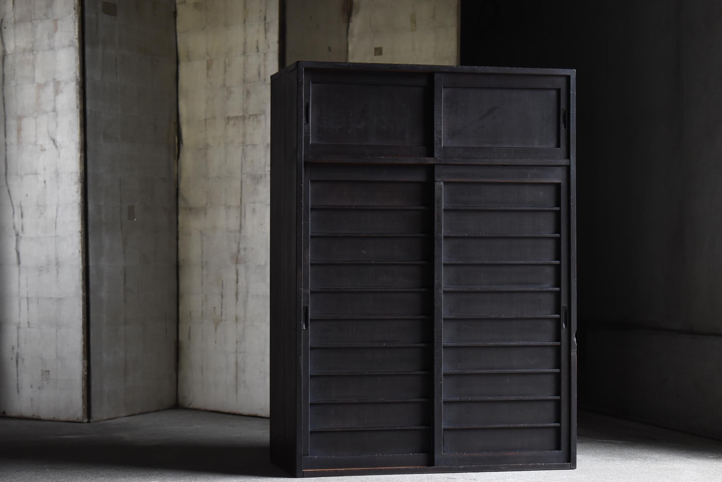 Japanese Antique Black Tansu 1920s-1940s / Cabinet Sideboard Wabisabi For Sale 10