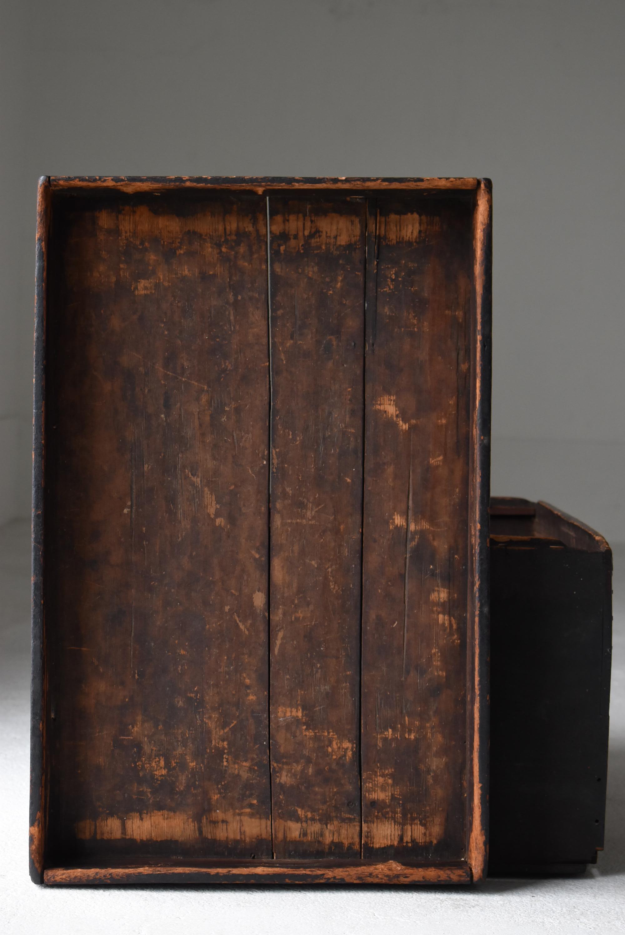Japanese Antique Black Wooden Box 1860s-1900s / Side Table Nightstand Wabisabi For Sale 8