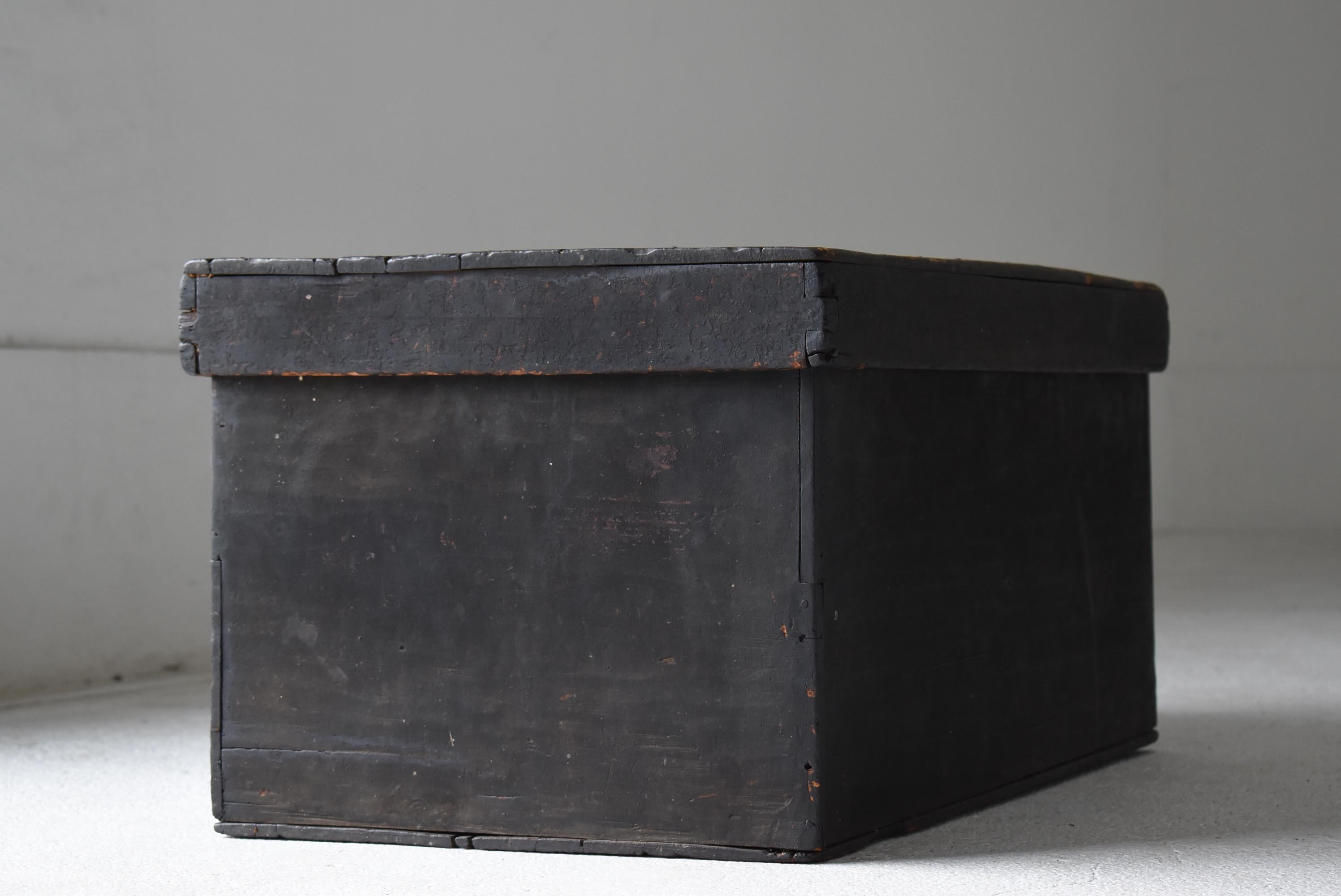 Cedar Japanese Antique Black Wooden Box 1860s-1900s / Side Table Nightstand Wabisabi For Sale