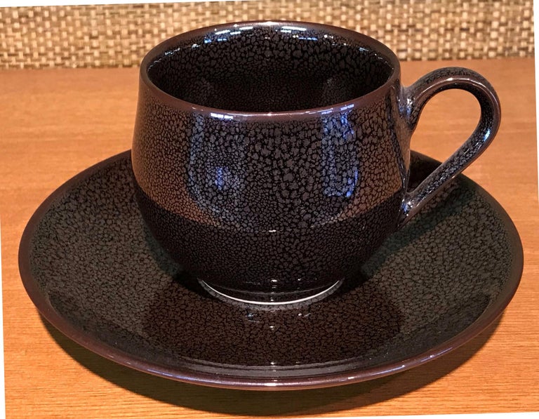Japanese Blue Black Hand-Glazed Porcelain Cup and Saucer by Master Artist For Sale 7