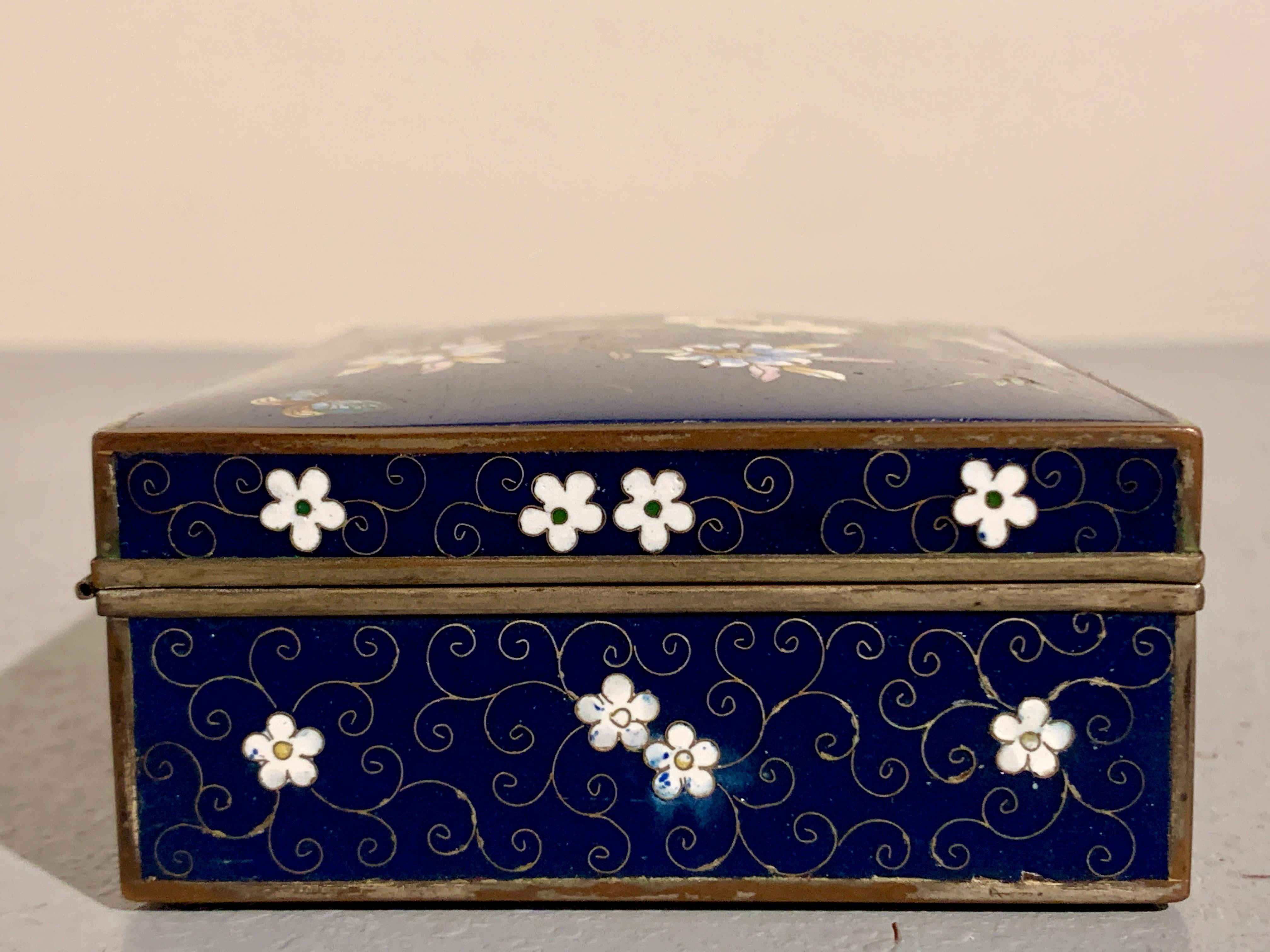 Japanese Blue Cloisonne Box, Meiji Period, circa 1910, Japan 2