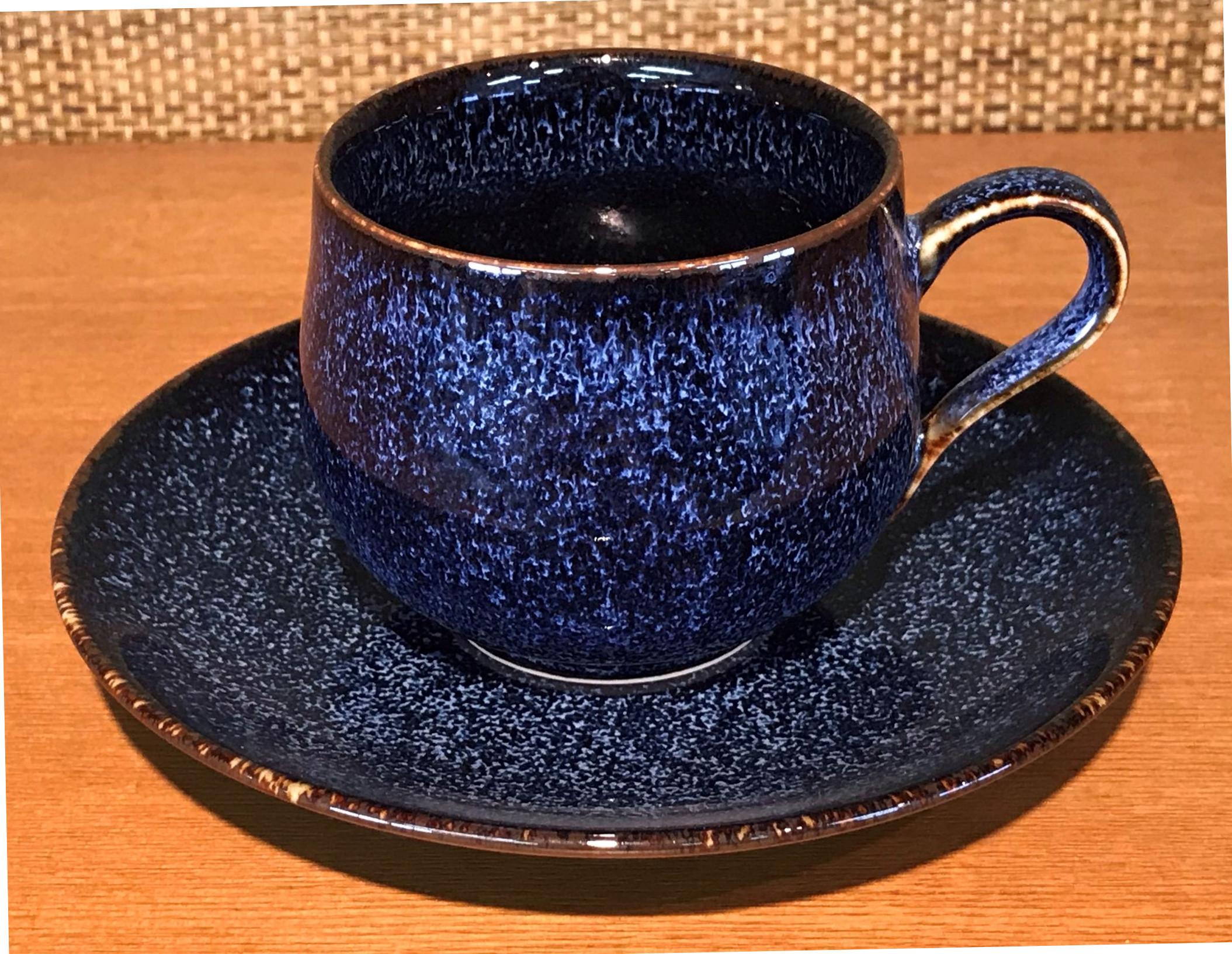 Japanese Blue Hand-Glazed Porcelain Cup and Saucer by Master Artist For Sale 3