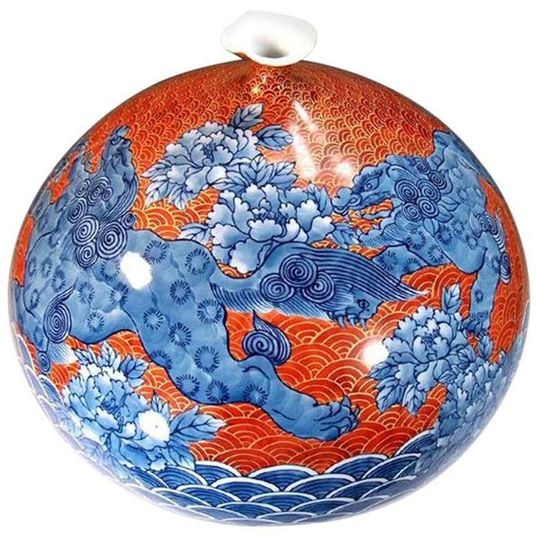 Japanese Blue Pink Gold Porcelain Vase by Contemporary Japanese Master Artist For Sale 1