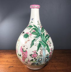 Japanese Bottle Shape Vase, Famille Rose Colours, 19th Century
