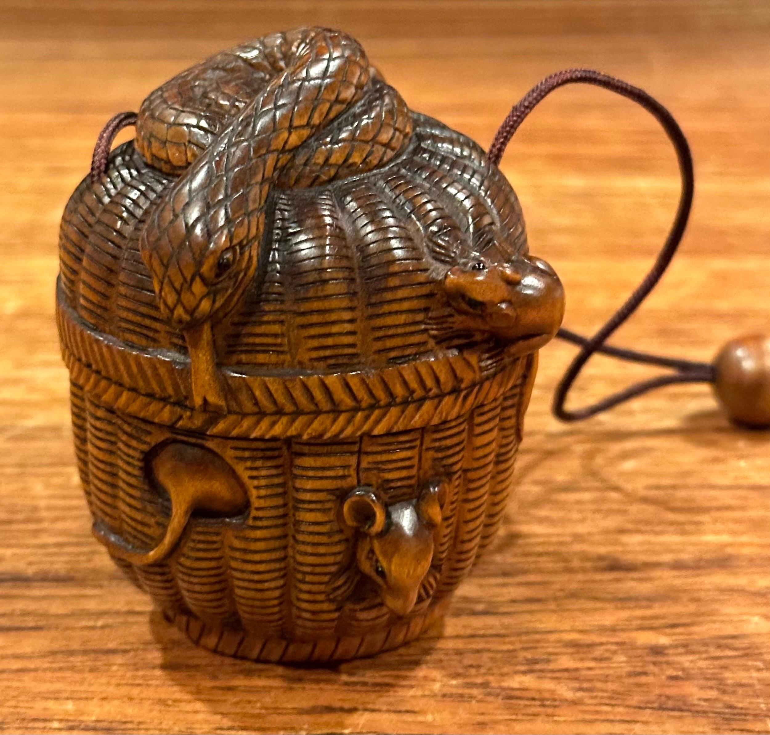 Japanese Boxwood Inro & Netsuke of Rats and Snakes in Basket For Sale 5