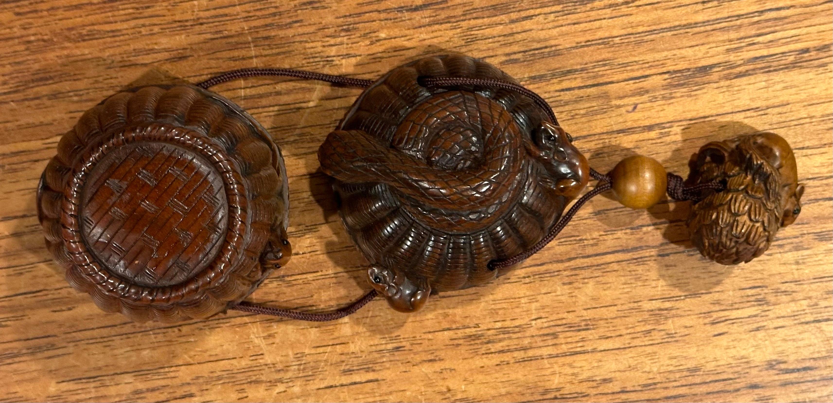 Japanese Boxwood Inro & Netsuke of Rats and Snakes in Basket For Sale 9