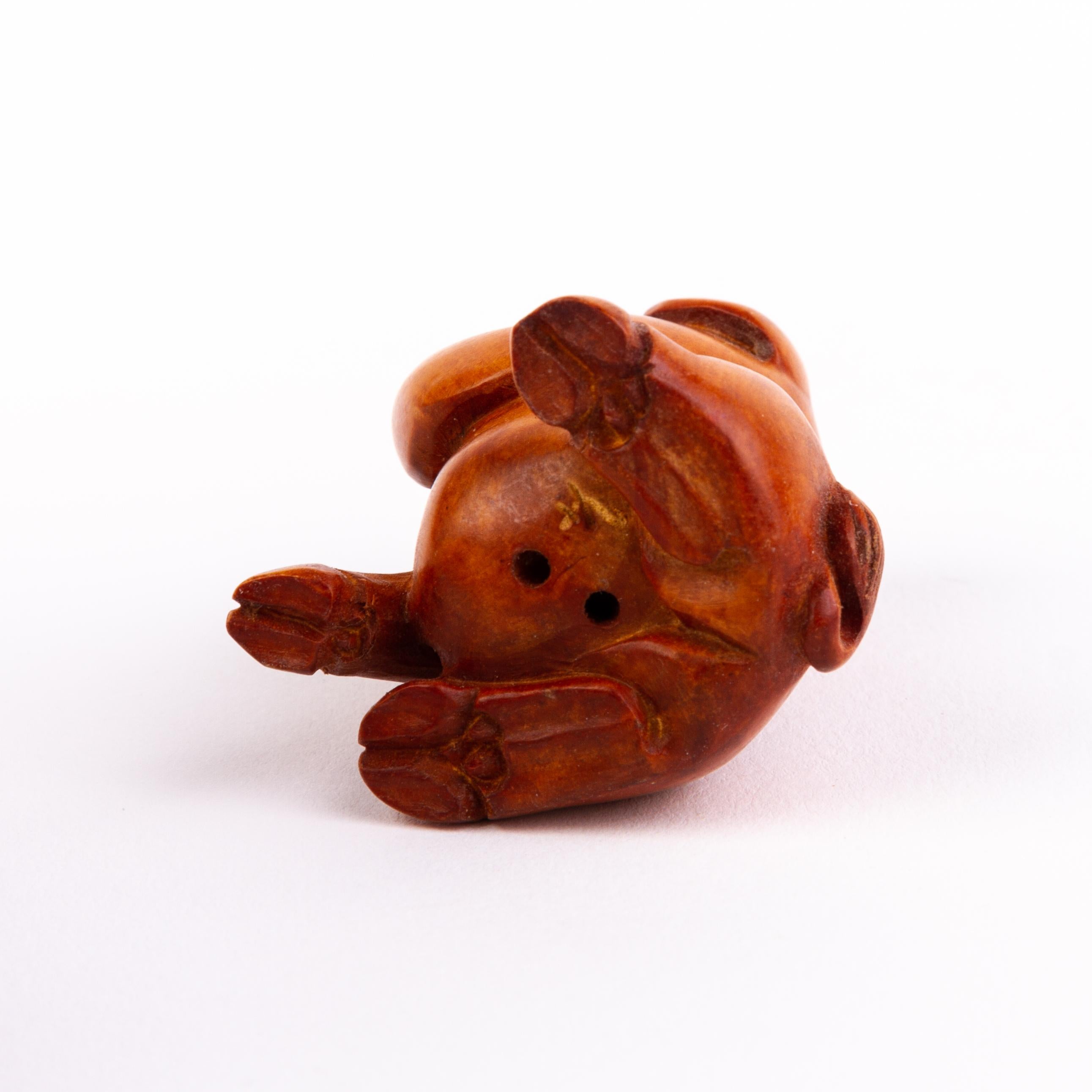 Japanese Boxwood Netsuke Inro of a Pig  For Sale 1