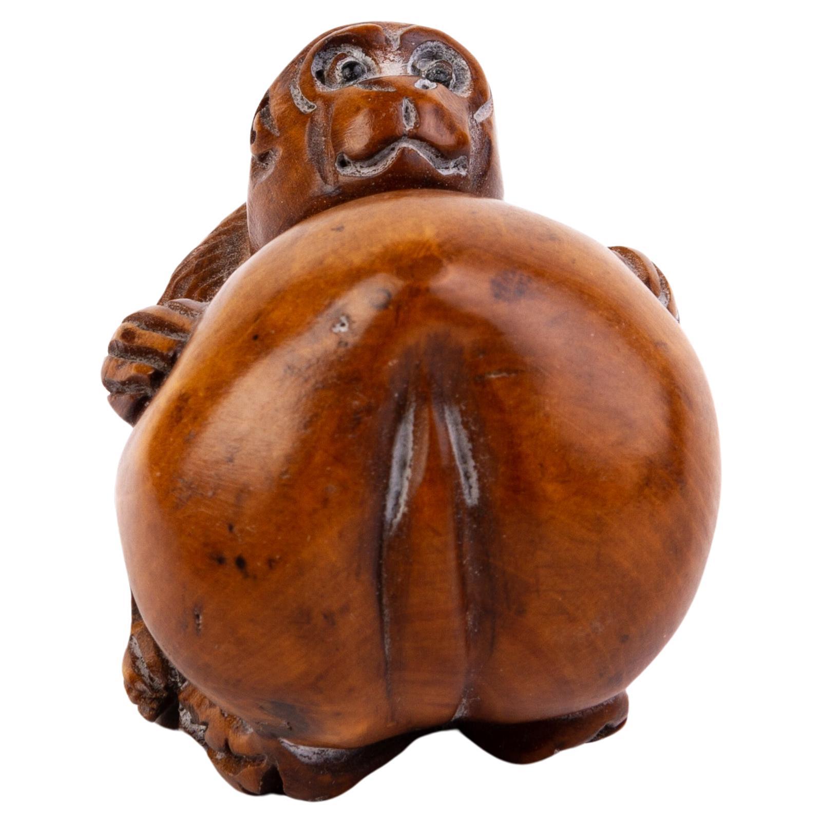 In good condition
From a private collection
Free international shipping
Japanese Boxwood Netsuke Inro of Monkey 