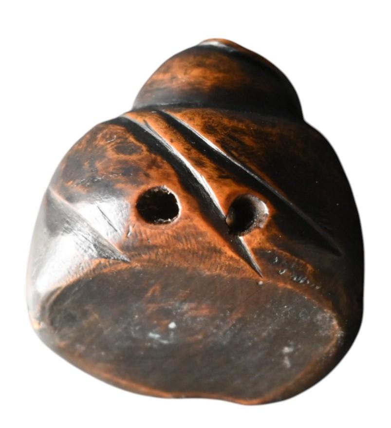 Netsuke japonés de madera de boj - Monje en éxtasis, Periodo Edo siglo XIX en venta