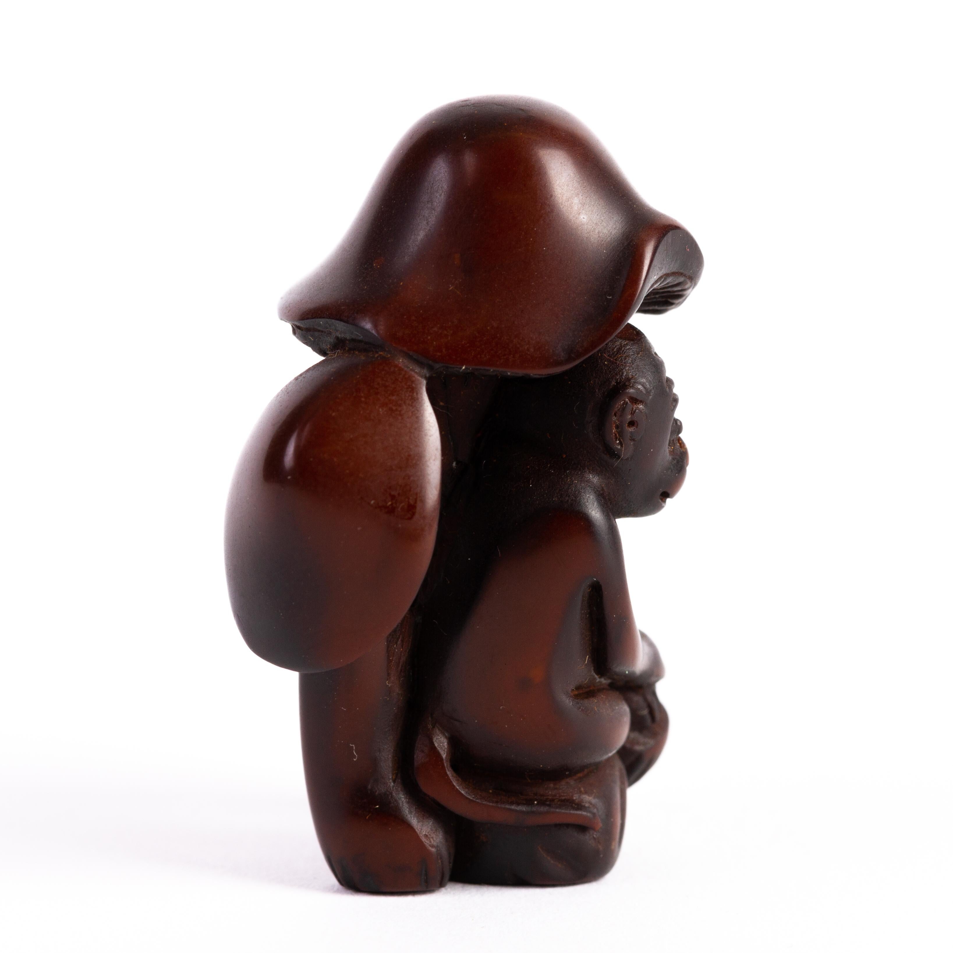 From a private collection.
Free international shipping.
Japanese Boxwood Netsuke of Monkey & Shrooms 