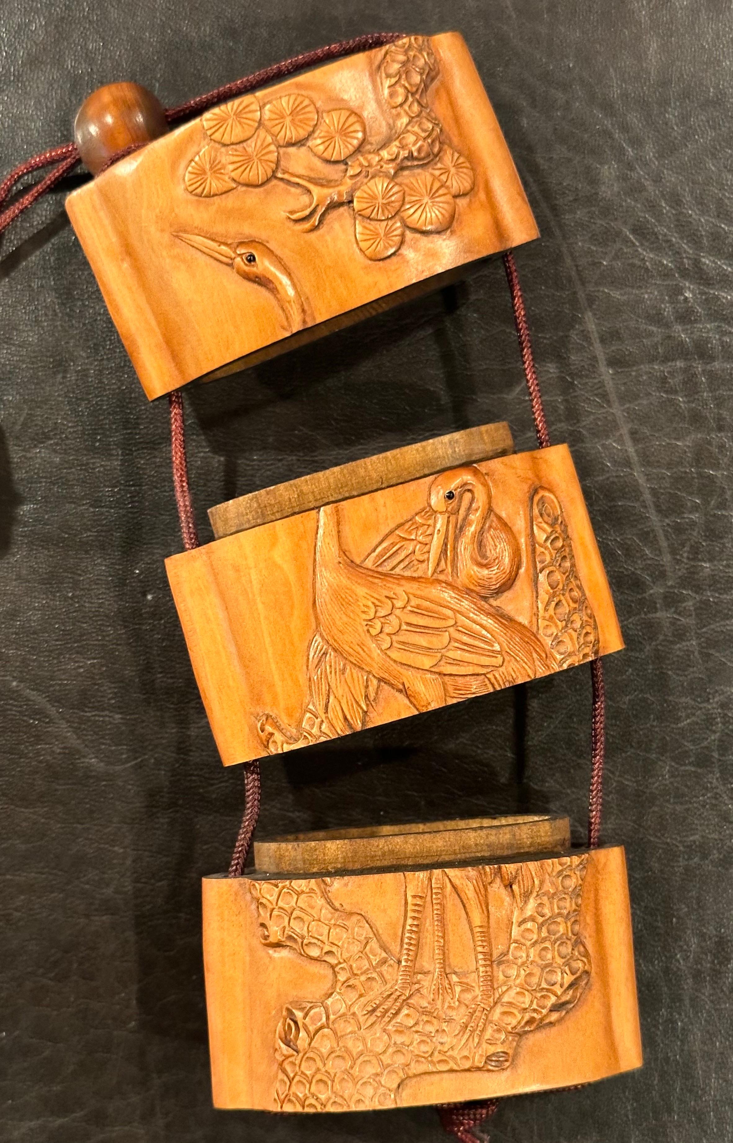 Japanese Boxwood Three Section Inro & Netsuke of Cranes by Tomotada 5
