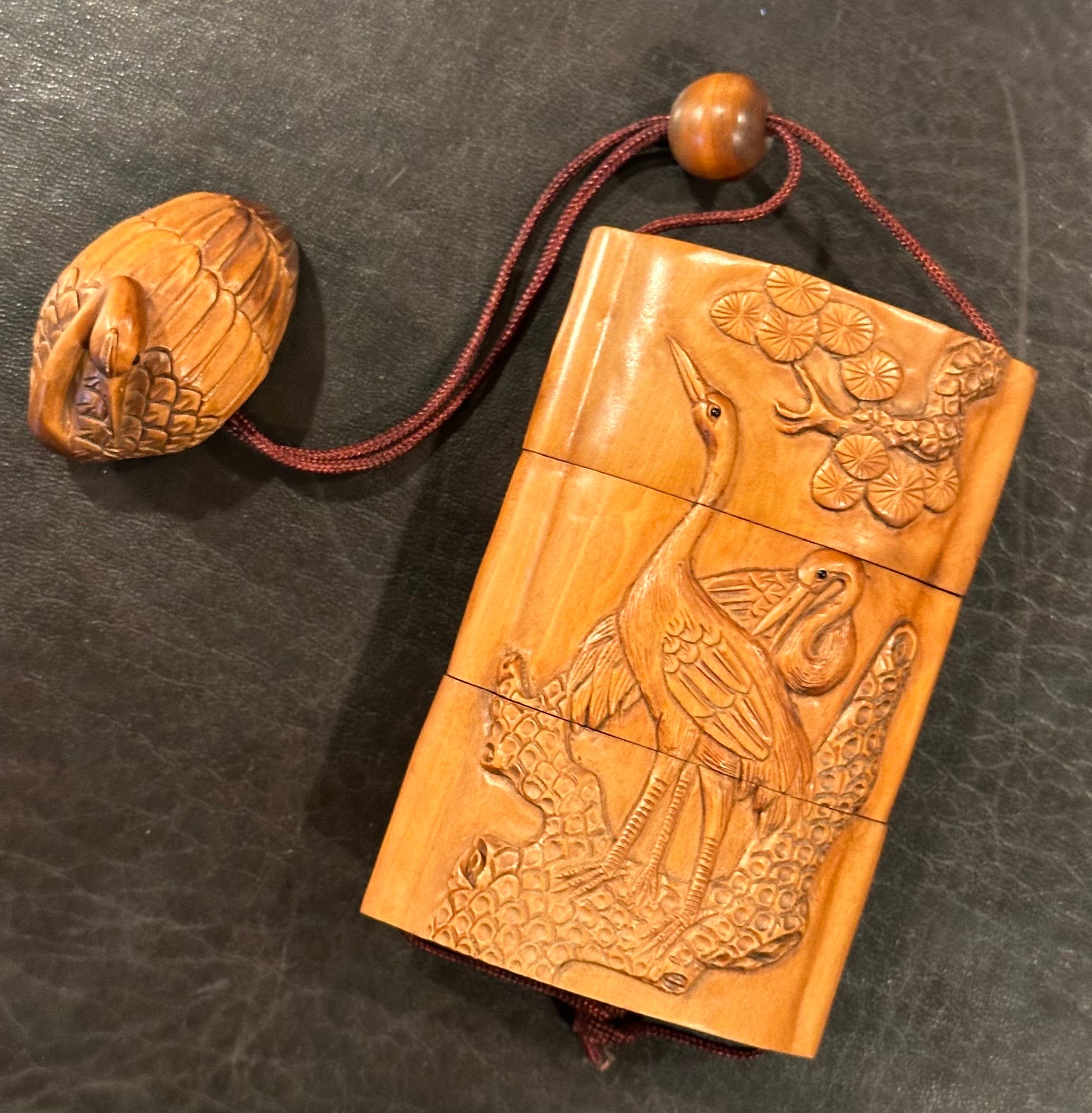 Japanese Boxwood Three Section Inro & Netsuke of Cranes by Tomotada 4