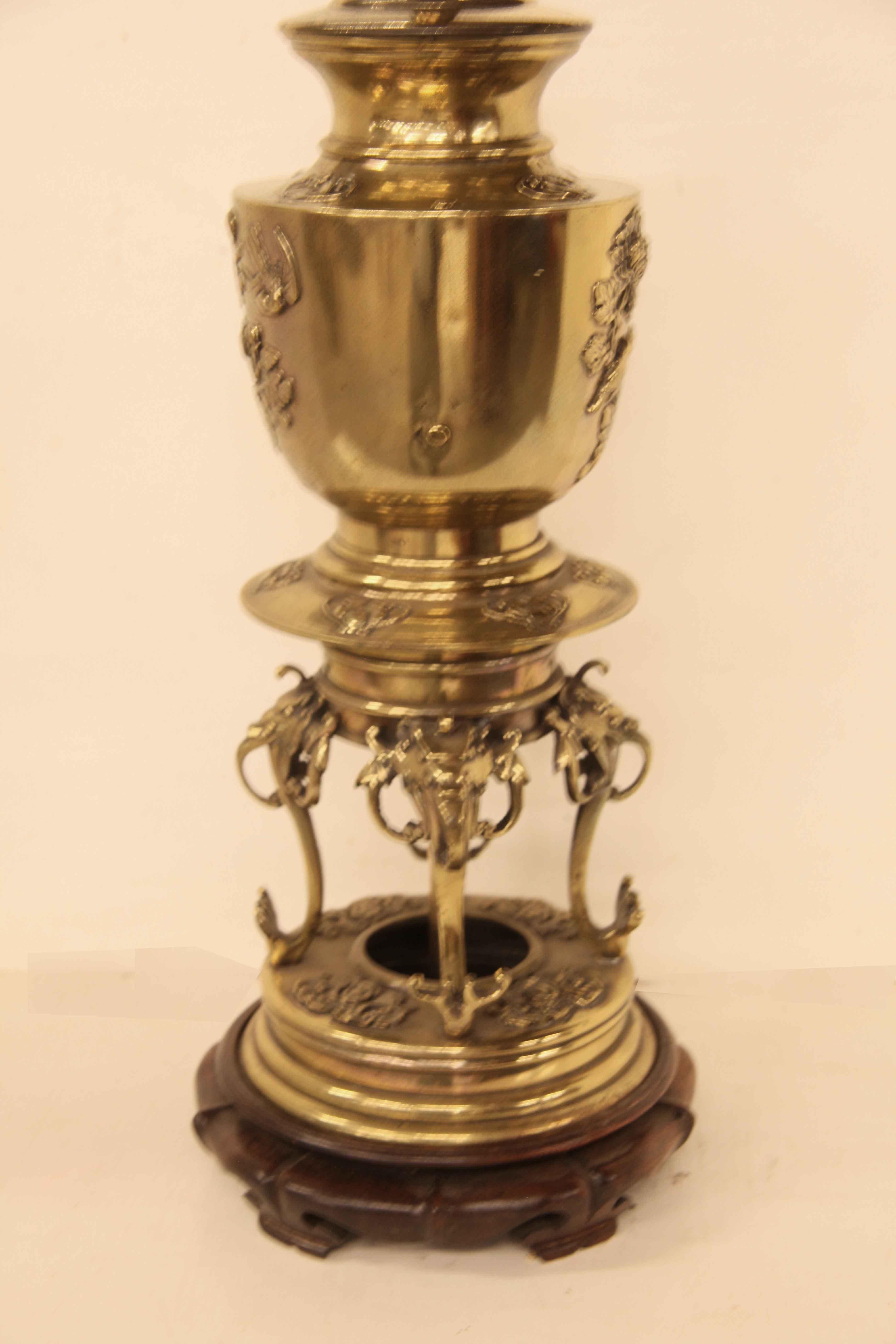 Japanese Brass Vase Lamp  For Sale 6