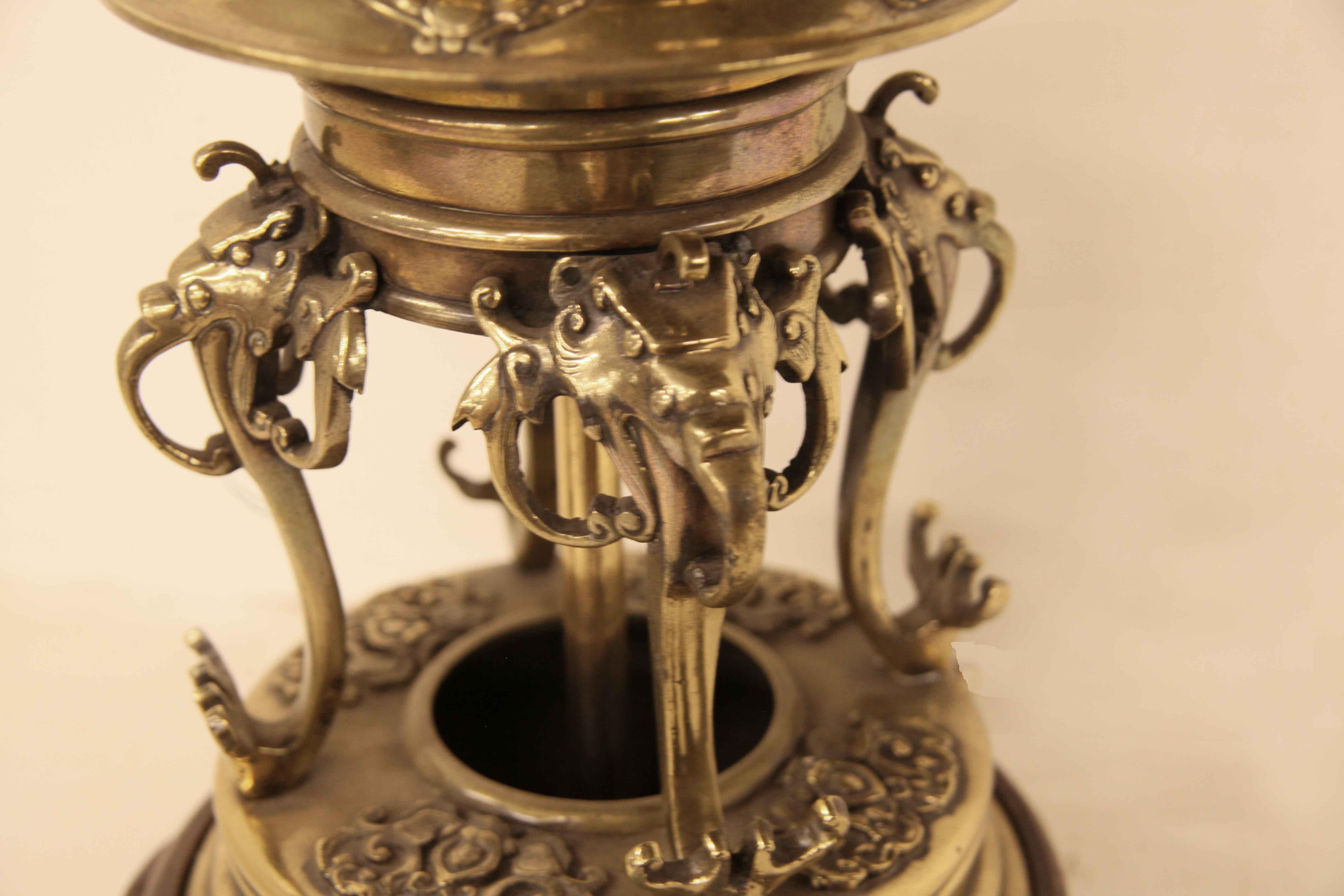 Japanese Brass Vase Lamp  For Sale 2