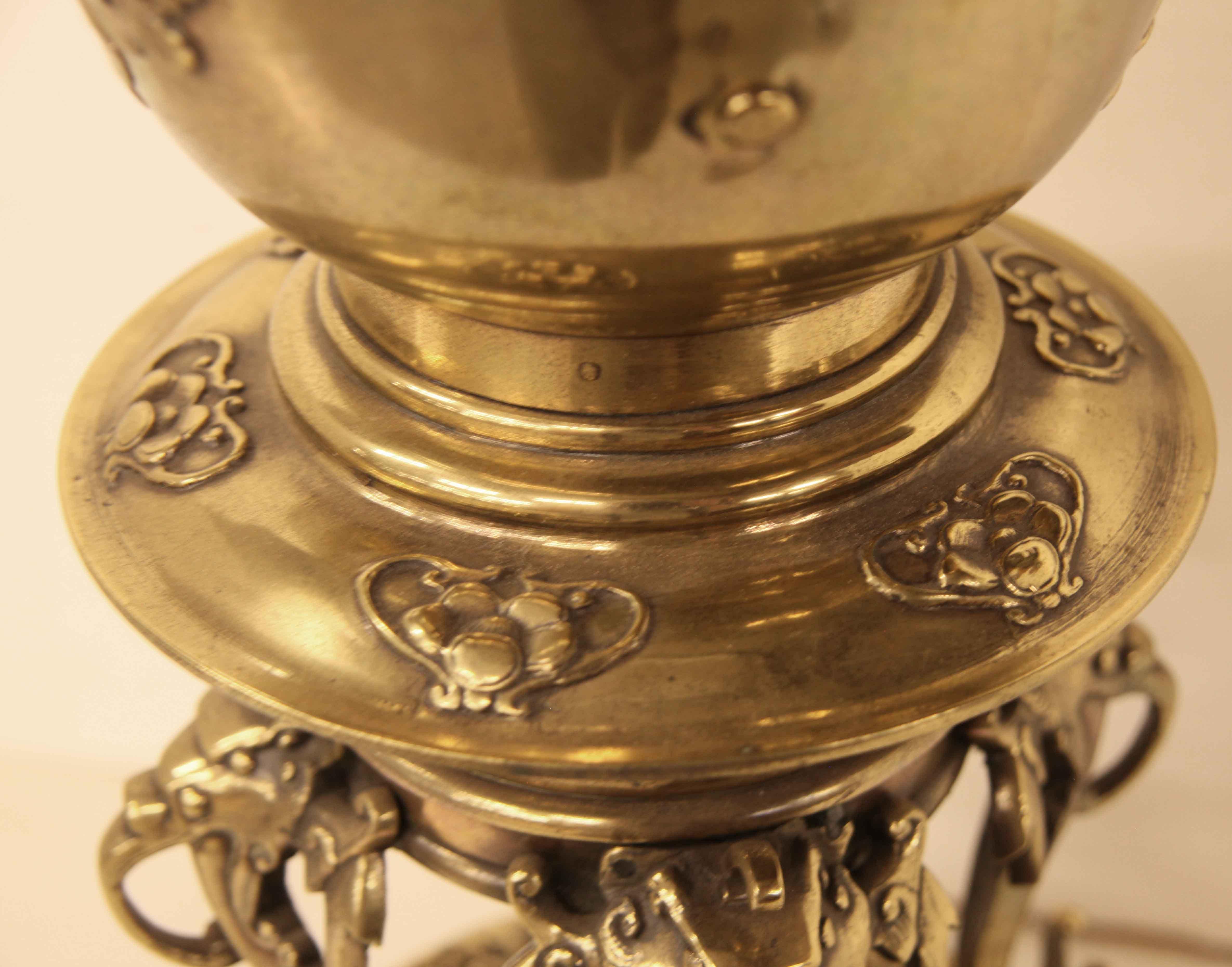 Japanese Brass Vase Lamp  For Sale 3