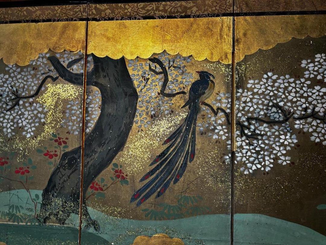 Hand-Painted Japanese Brilliant Blue Bird Of Paradise Gold Screen