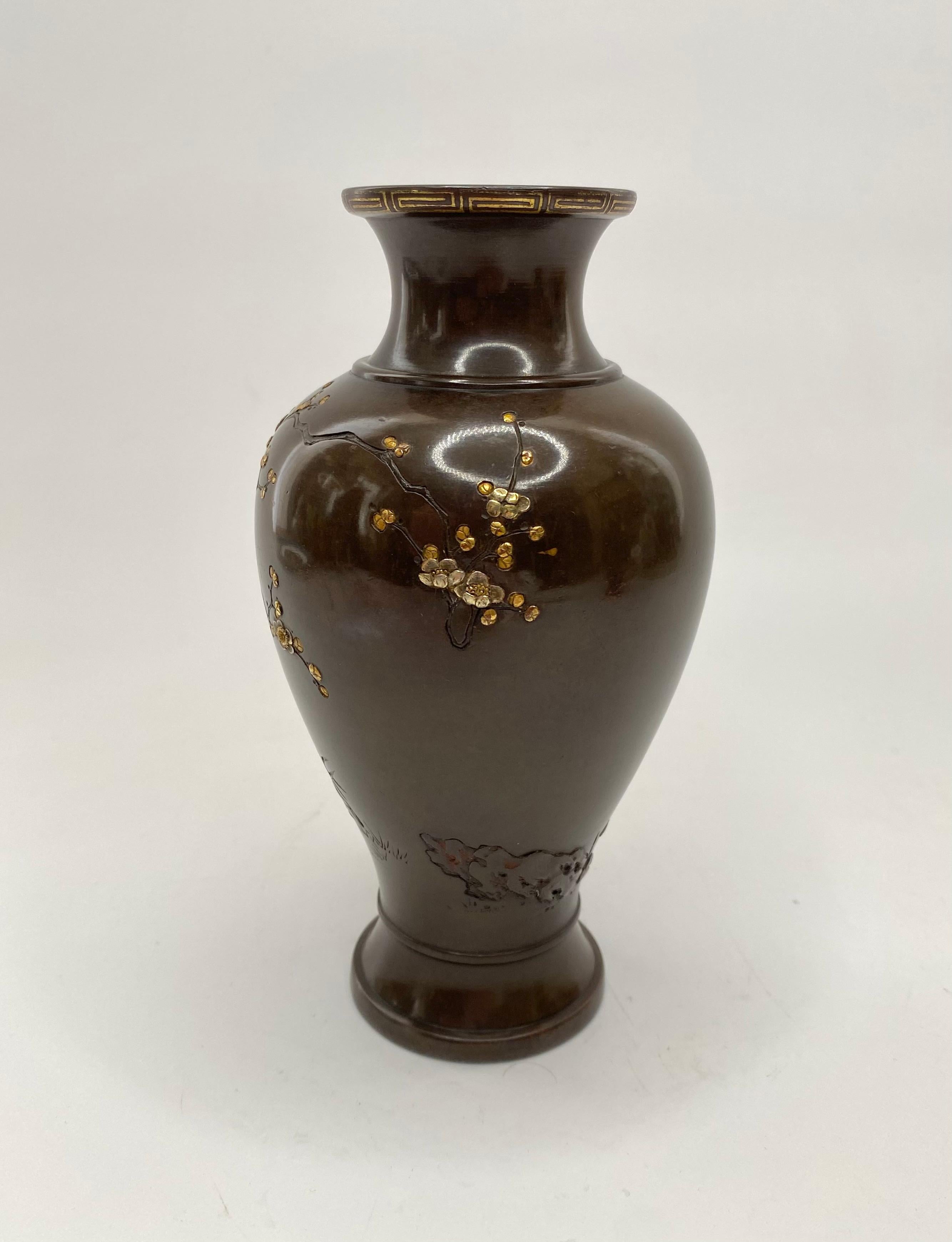 Japanese bronze and mixed metal vases, Inoue of Kyoto, Meiji Period. For Sale 10