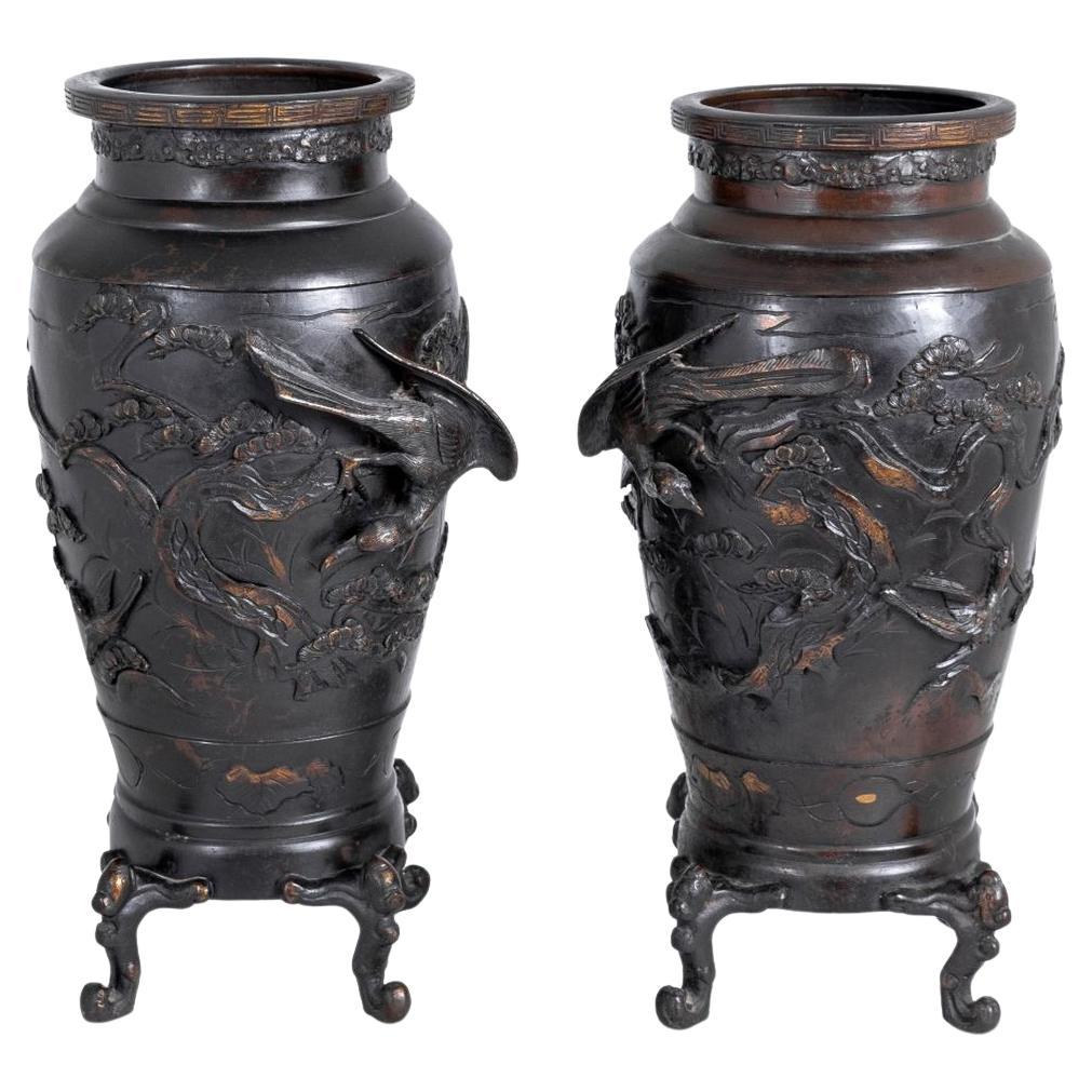 Vasi a balaustro in bronzo giapponese, coppia in vendita