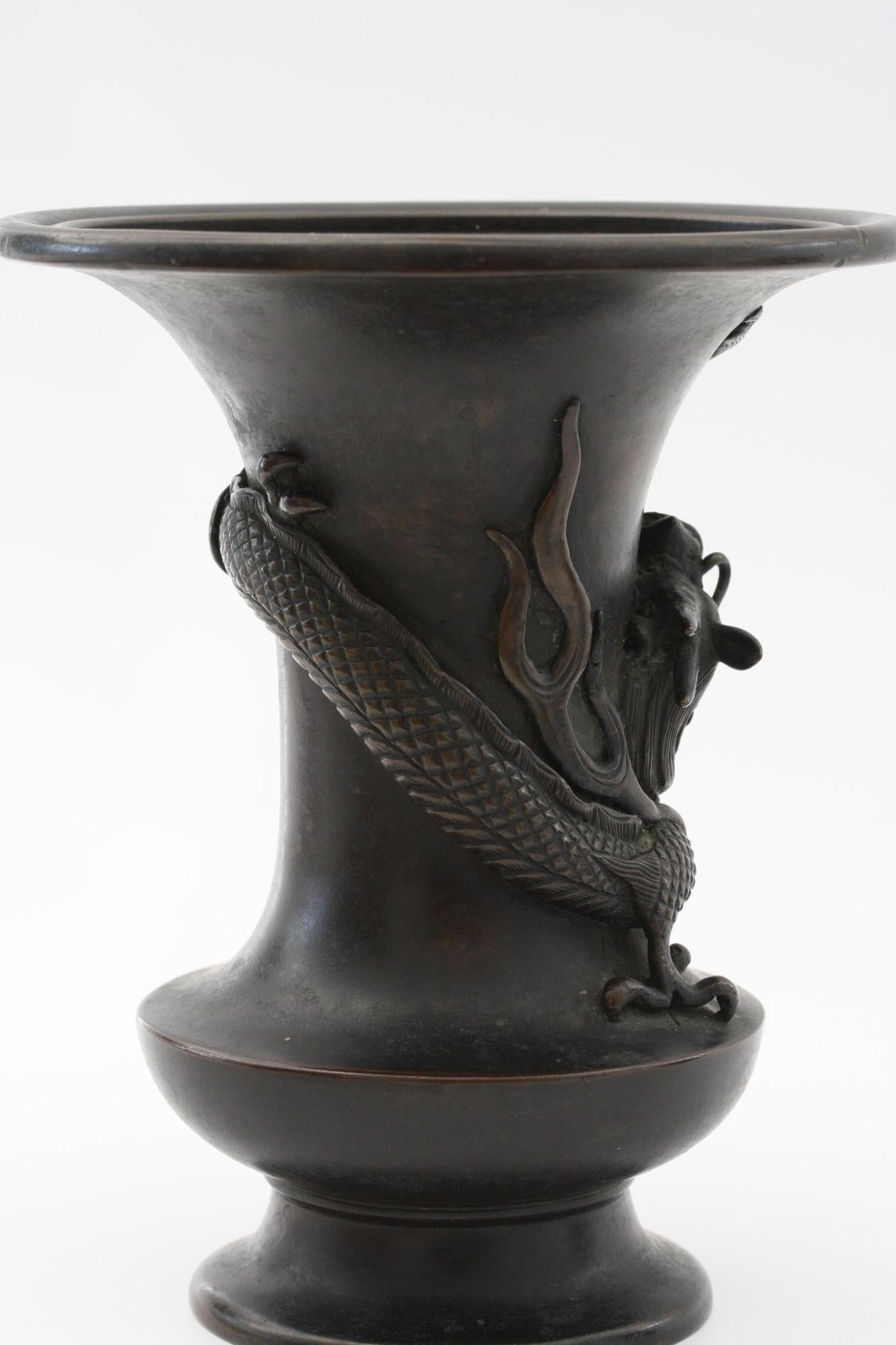Hand-Crafted Japanese Bronze Campana Vase Applied with Dragon Signed