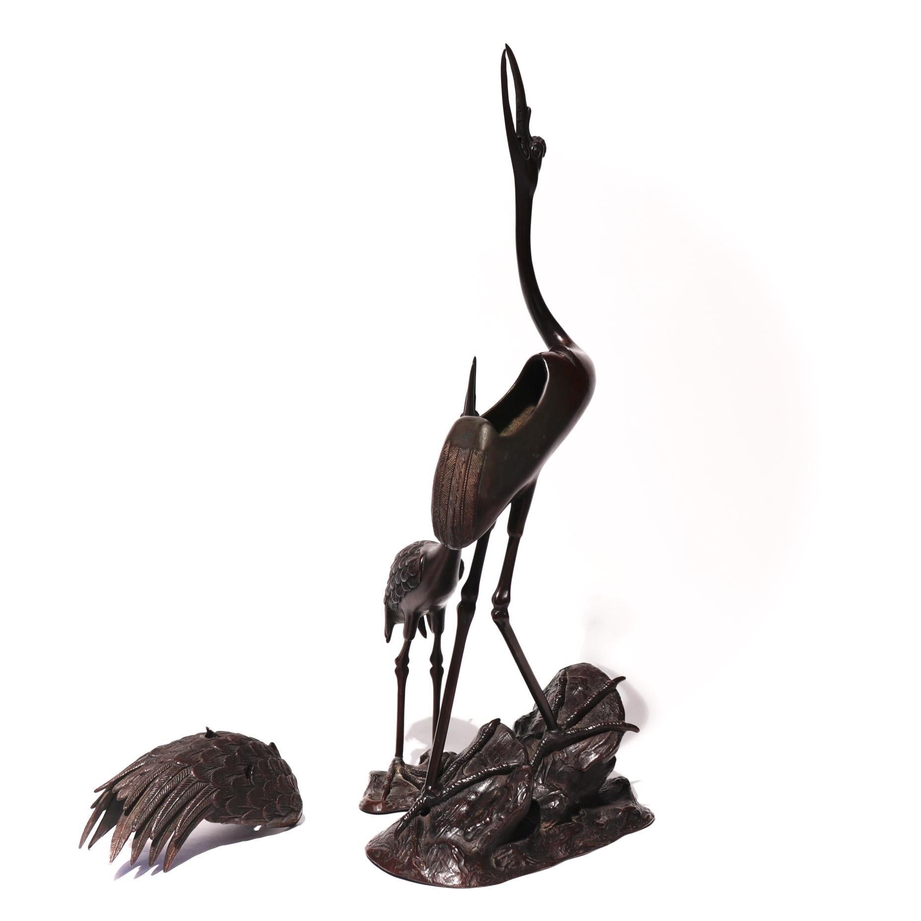 Japanese Bronze Crane Incense Burner, Meiji Period In Good Condition For Sale In New York, NY
