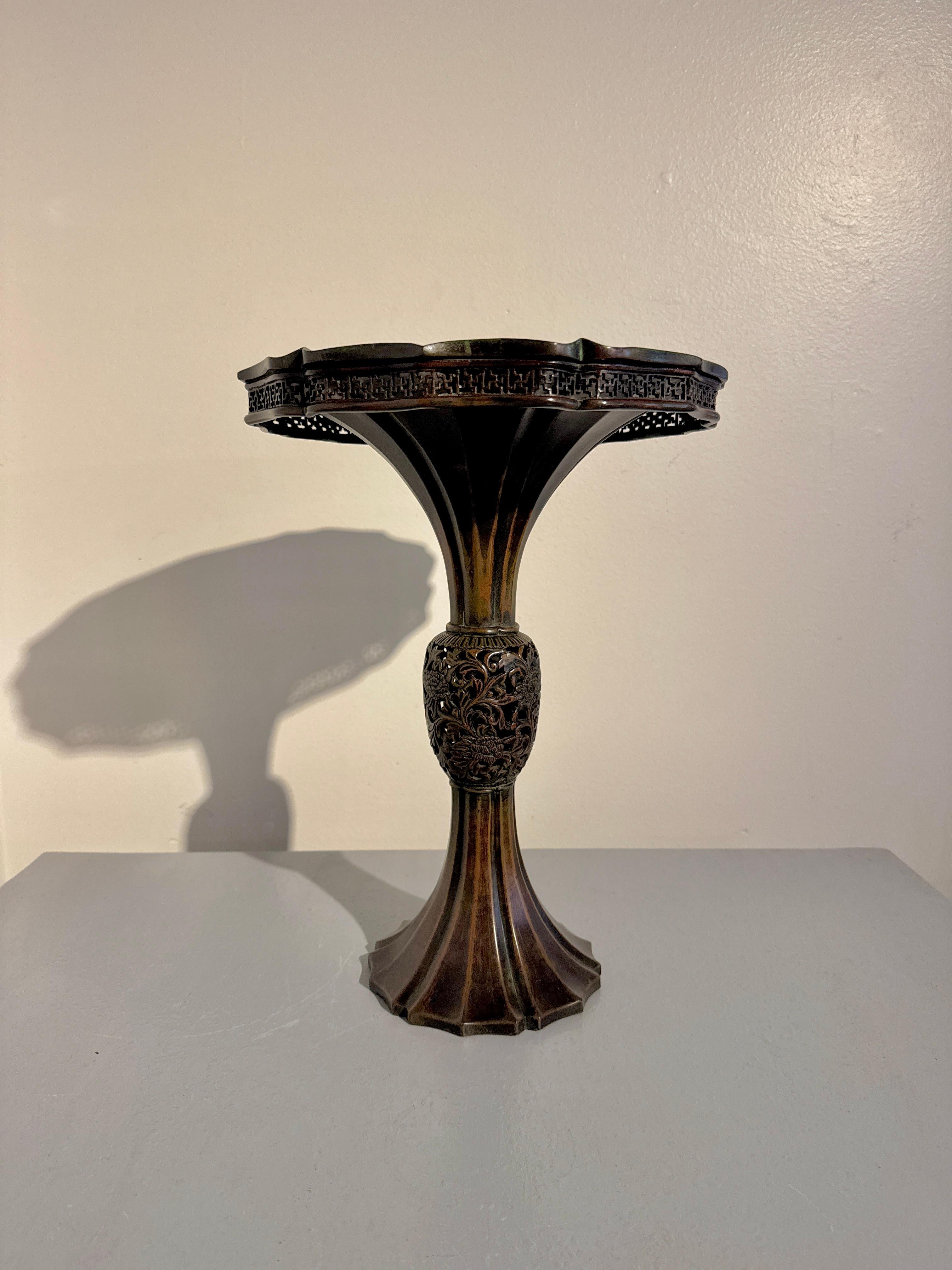 Carved Japanese Bronze Flower Vase, Edo to Meiji Period, circa 1860, Japan For Sale