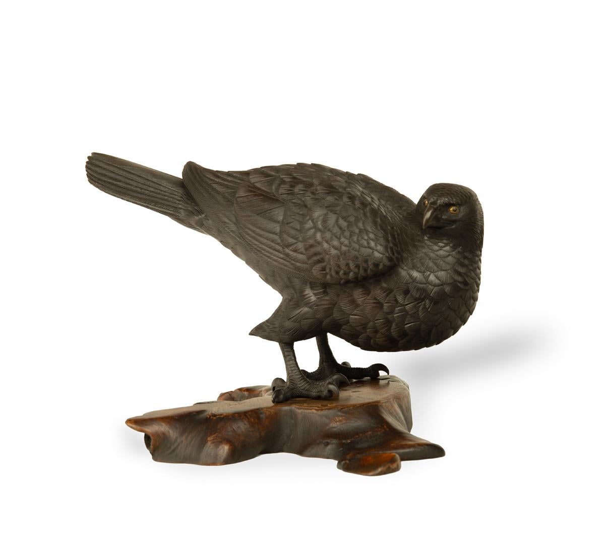 Japanisches Hawk-Okimono aus Bronze von Maruki im Angebot 1