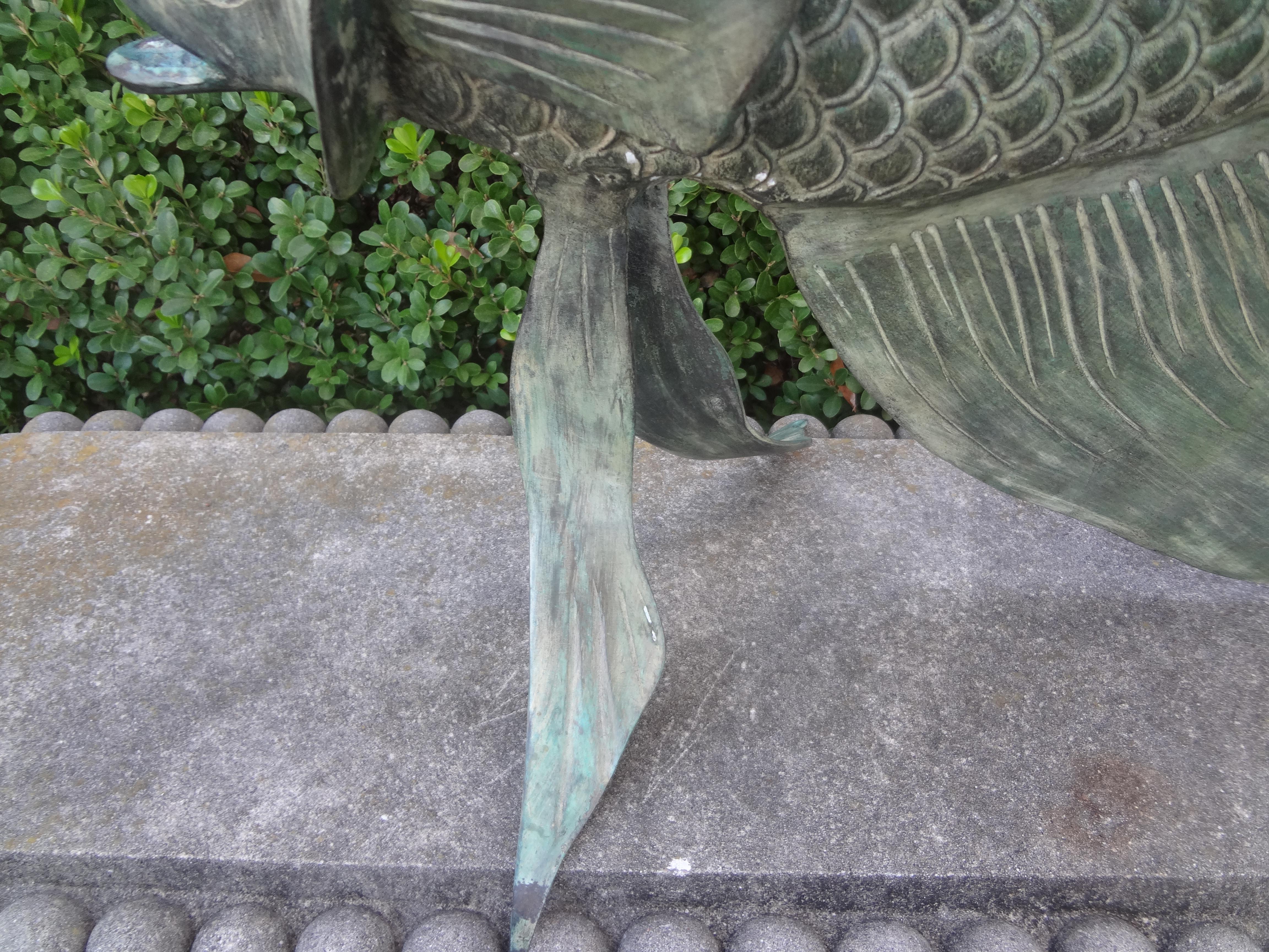 Sculpture japonaise de poisson Koi en bronze en vente 3