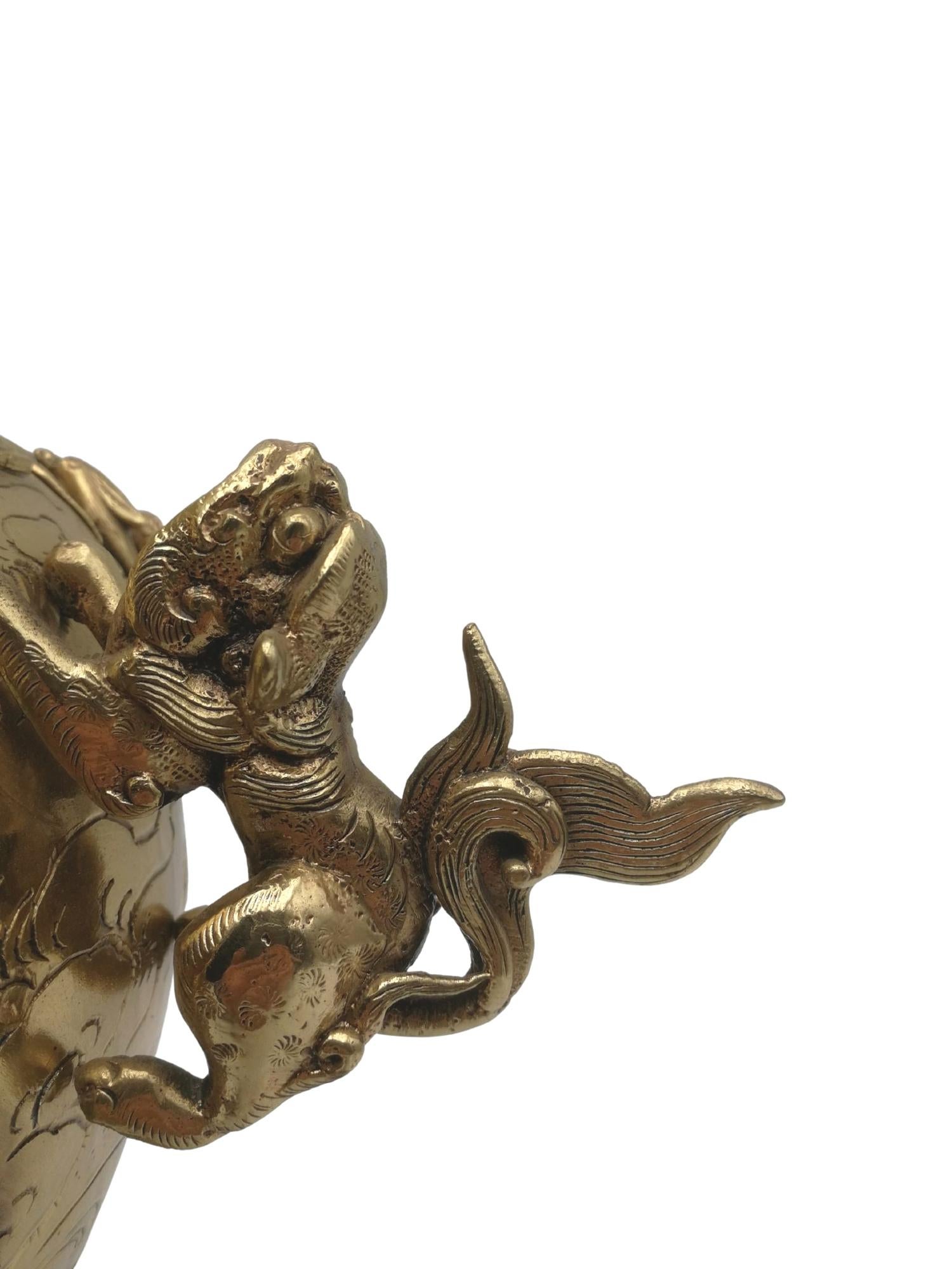 XIXe siècle Le Koro japonais en bronze  en vente