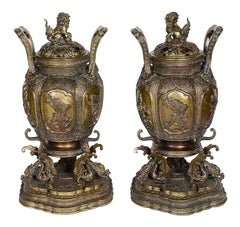 Japanese bronze lidded urns, Meiji period.