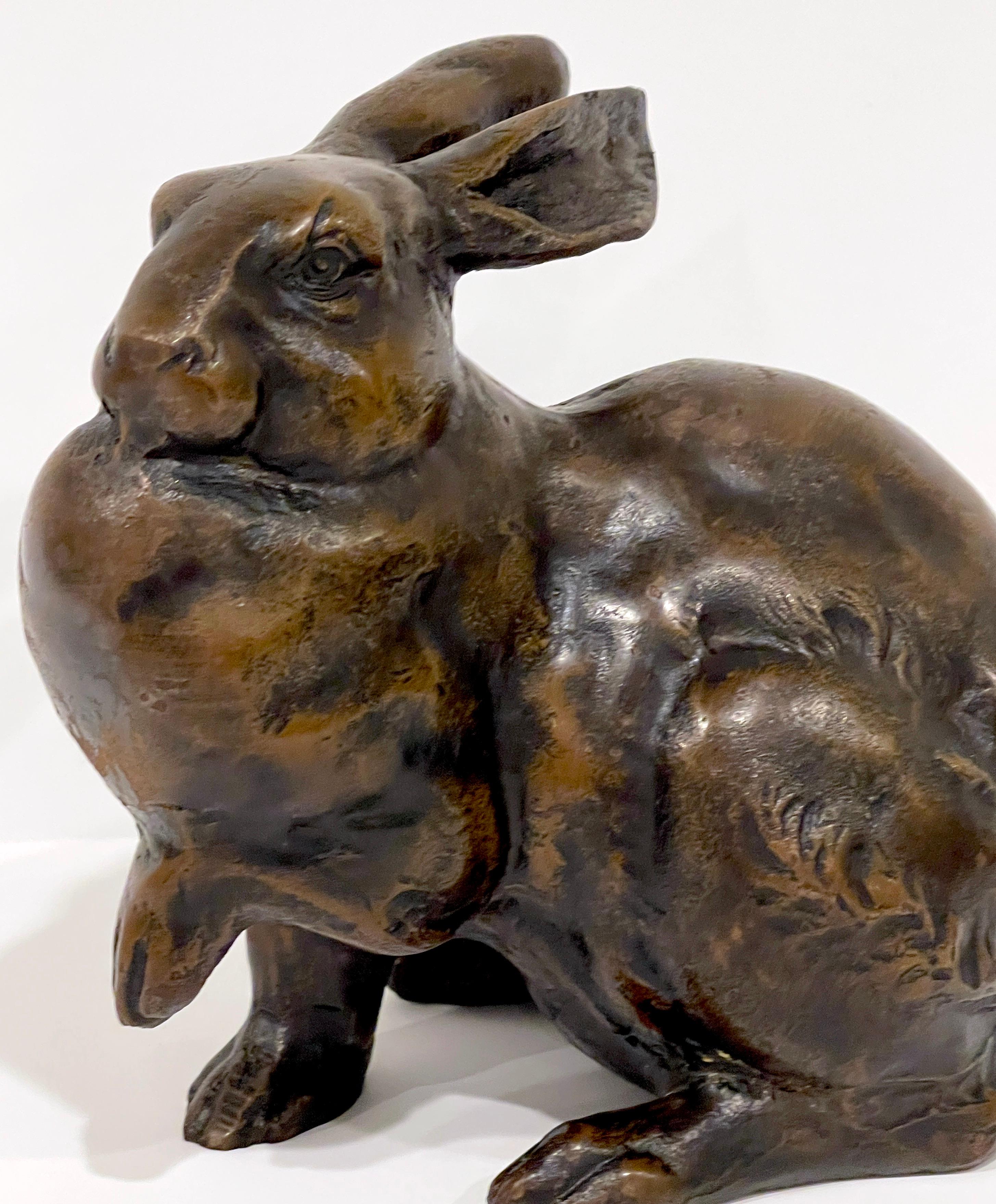 Japanese Bronze Meiji Period Bronze Sculpture of a Usagi (Rabbit)  In Good Condition For Sale In West Palm Beach, FL