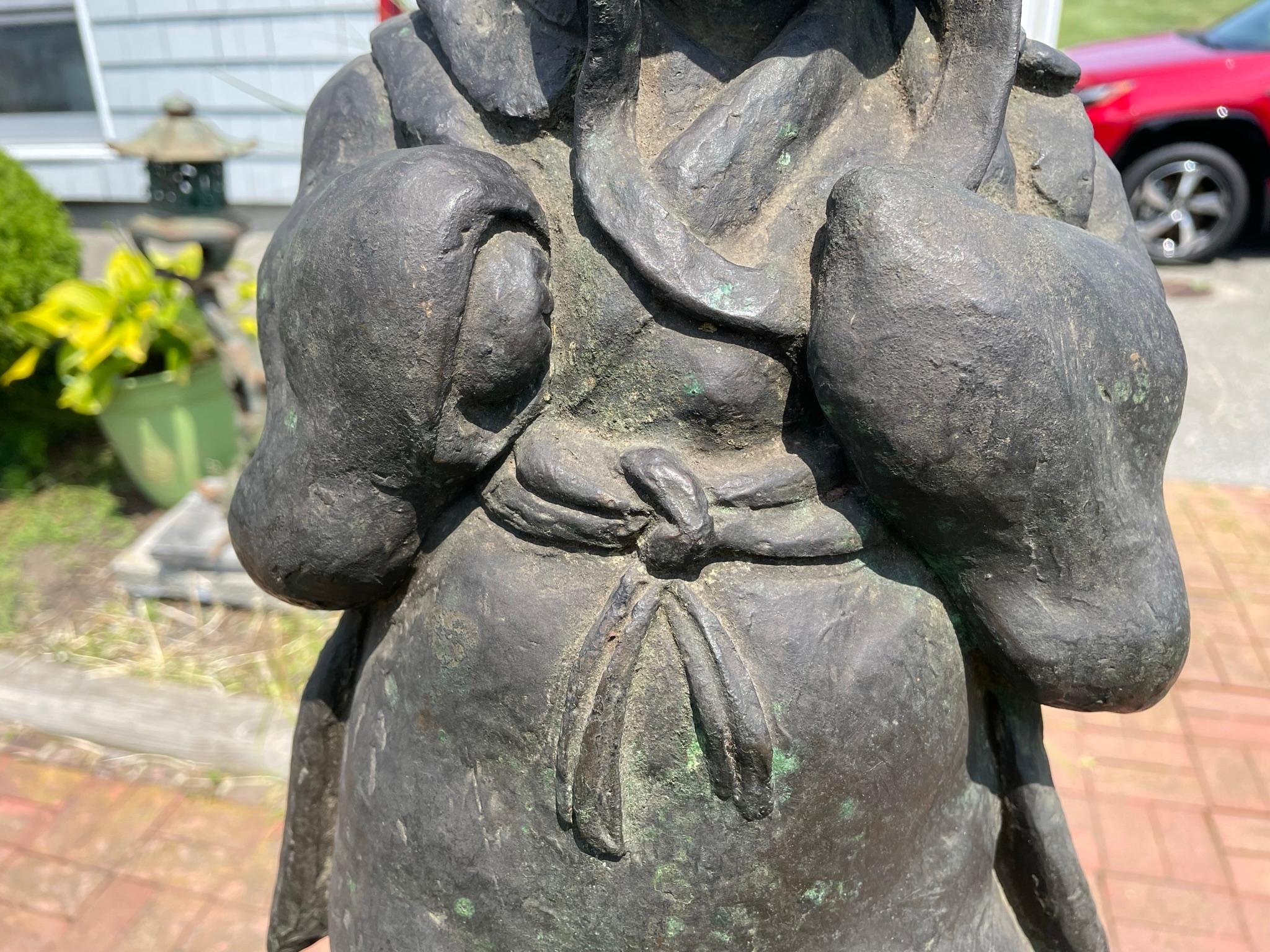 Japanische Bronzeskulptur „Schweet Child Zenmoto“ aus der Mitte des Jahrhunderts (20. Jahrhundert) im Angebot
