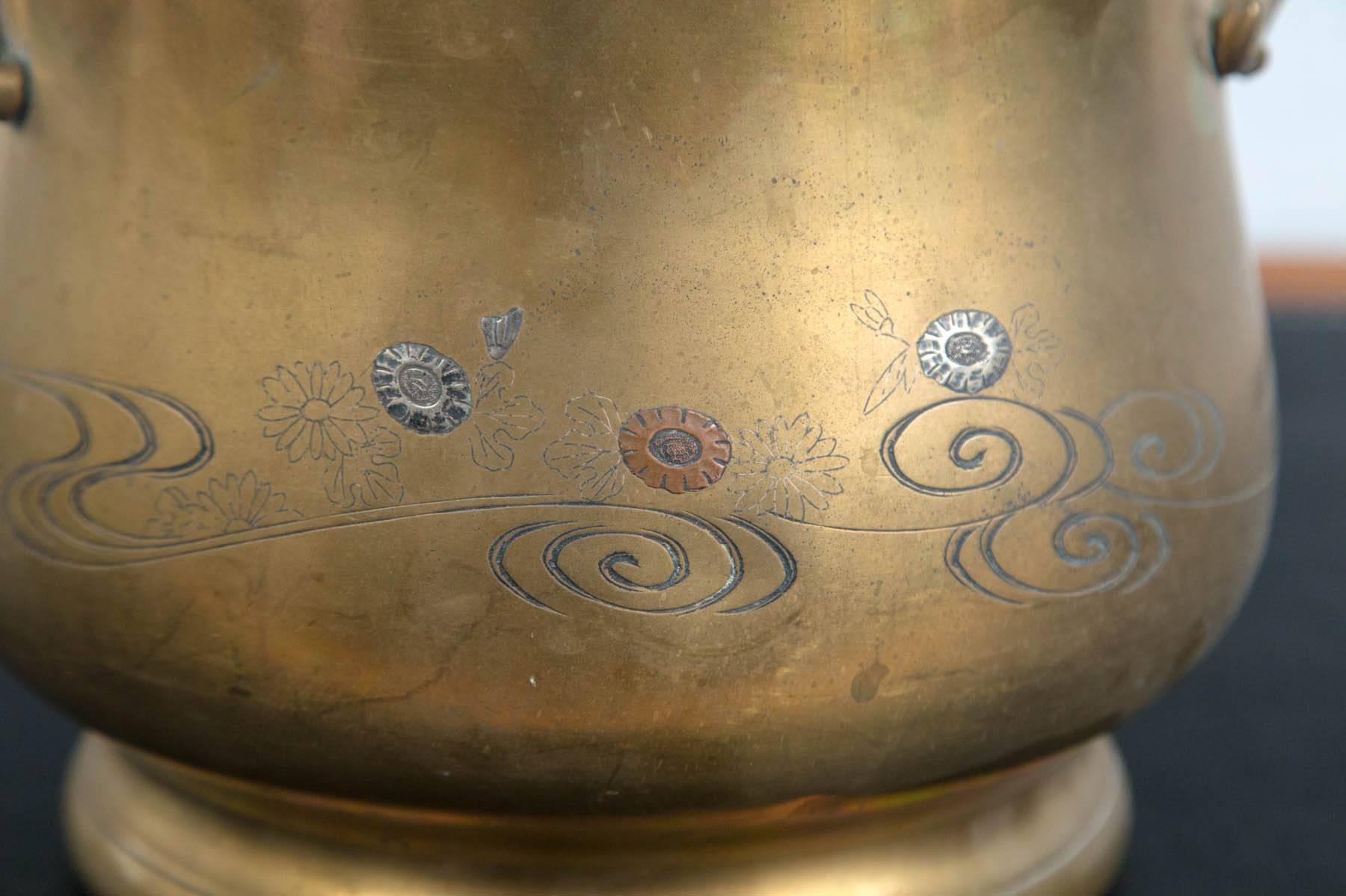 Japanischer japanischer Übertopf aus Bronze und gemischtem Metall (20. Jahrhundert)