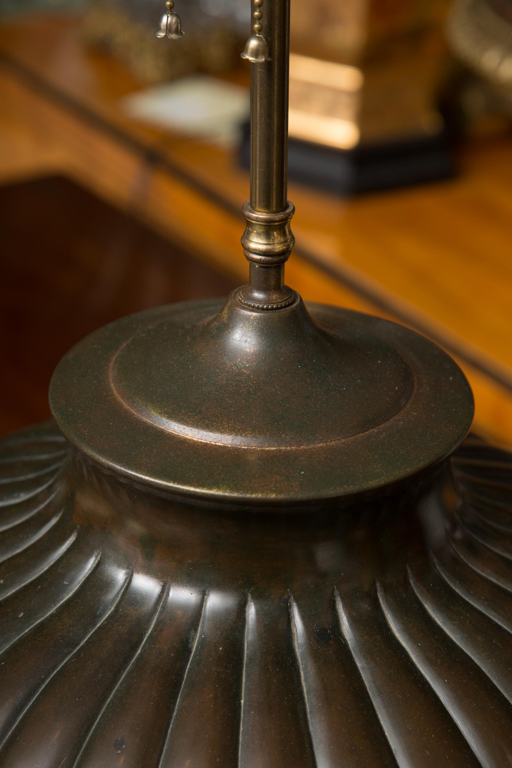 Japanese Bronze Onion-Form Lamp In Good Condition In WEST PALM BEACH, FL