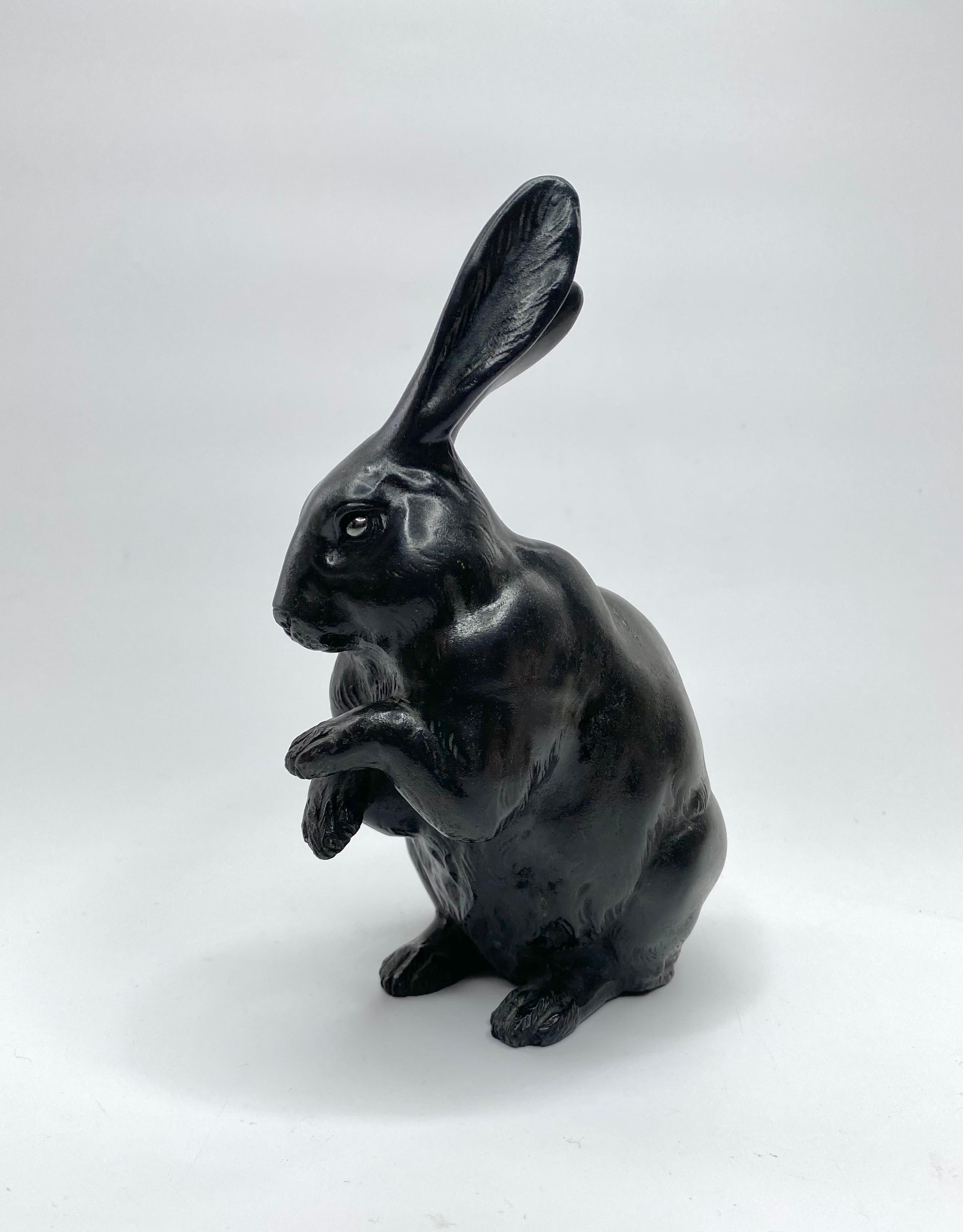 Cast Japanese bronze Rabbit okimono, Maruki Company, Meiji Period. For Sale