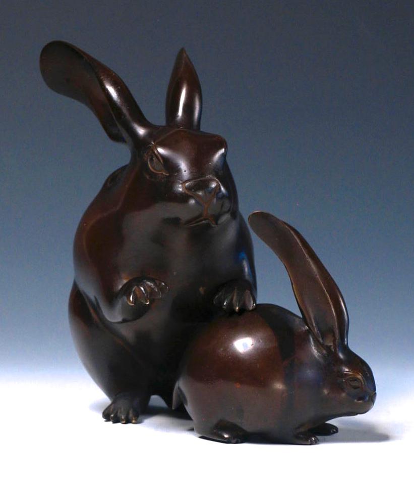 Japanische Kaninchen aus Bronze im Angebot 2