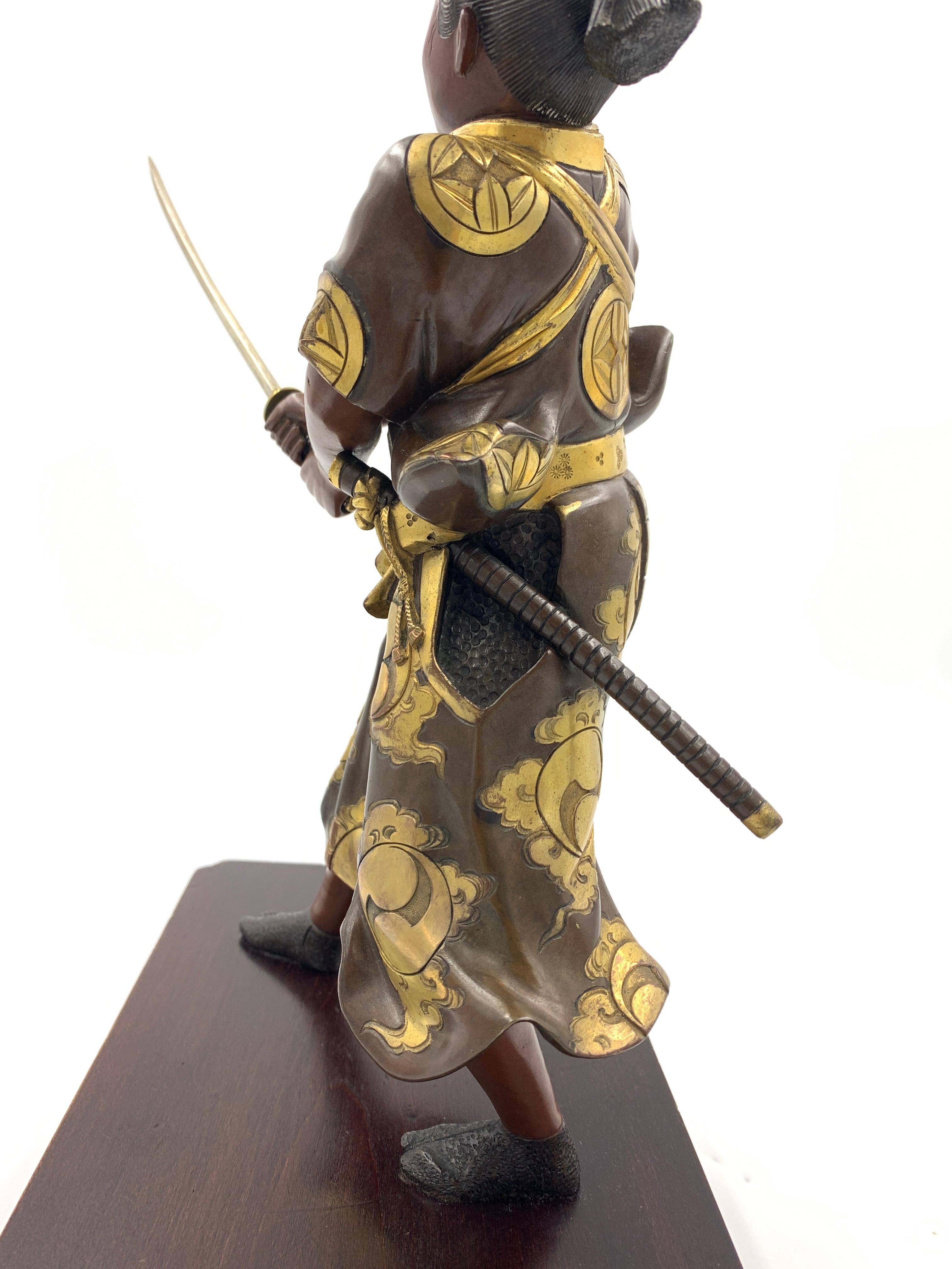 Japanese Bronze Samurai Figure, Meiji Period  5