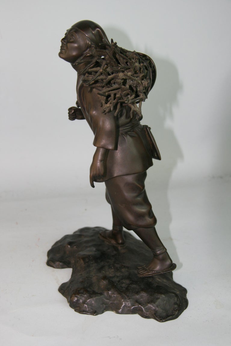 Japanese Bronze Sculpture of a Peasant Worker 1920's For Sale 3