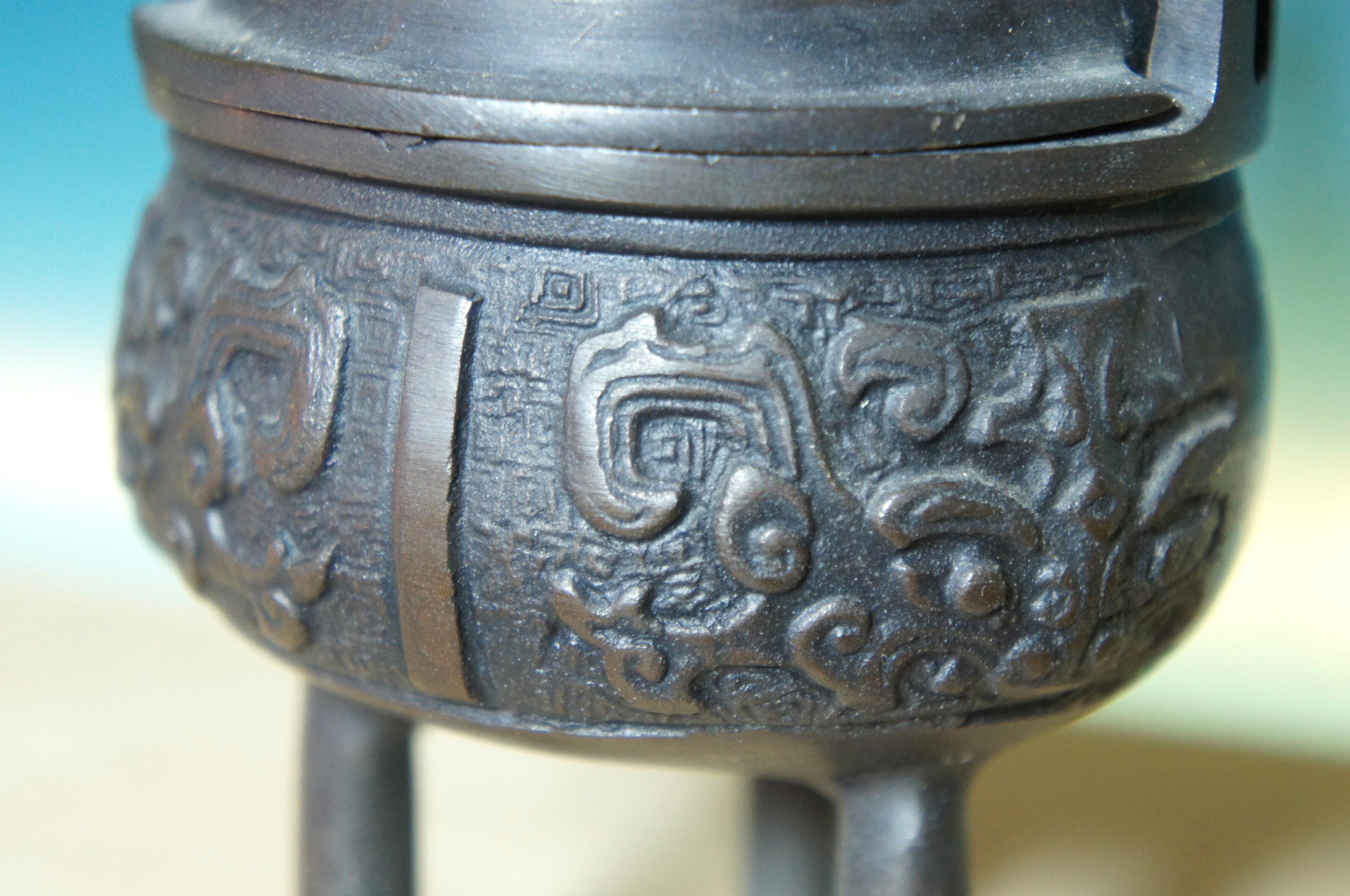 Japanese Bronze Shishi Lion Foo Dog Small Incense Burner, 1960s For Sale 5