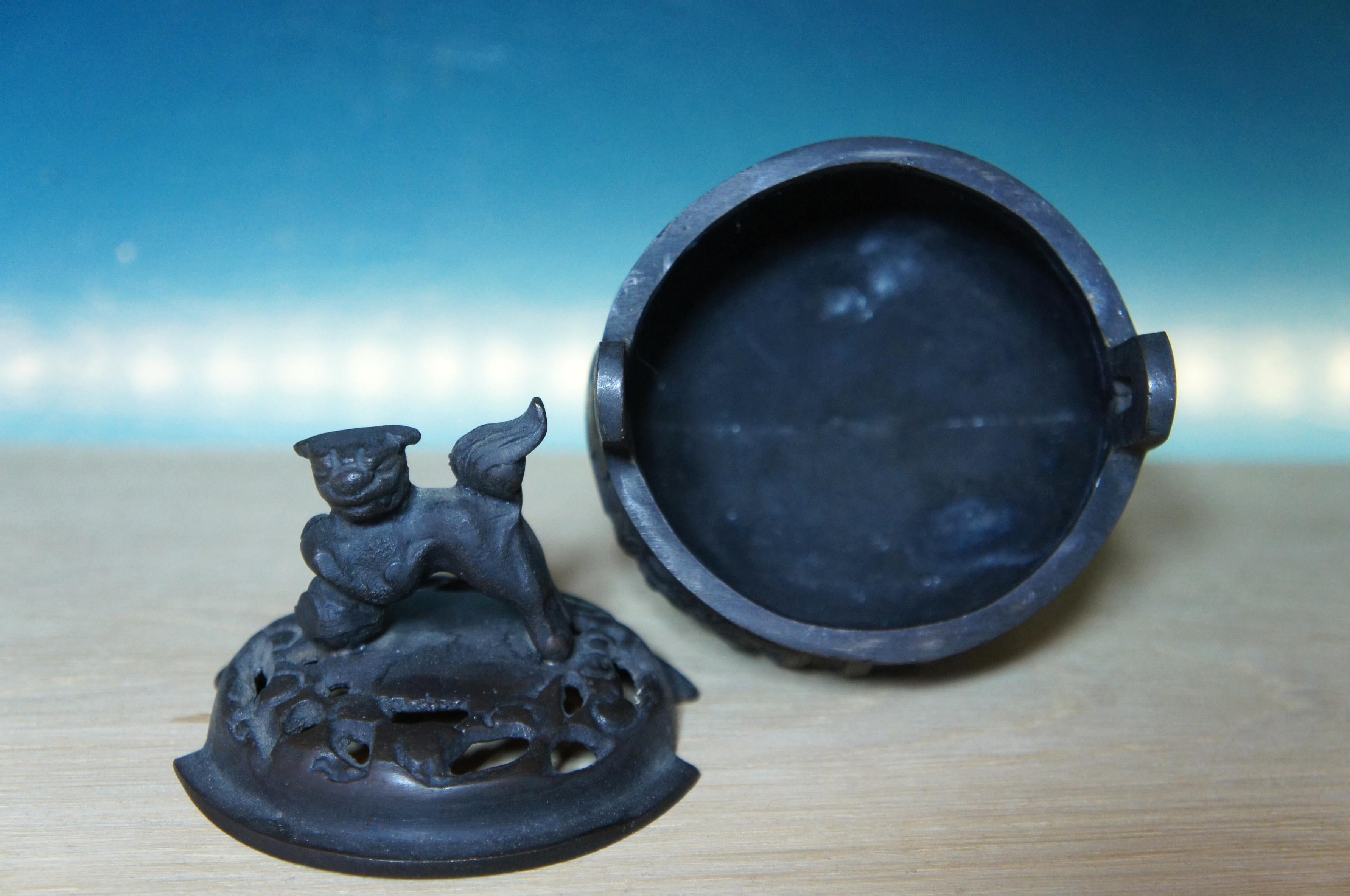 Japanese Bronze Shishi Lion Foo Dog Small Incense Burner, 1960s For Sale 8