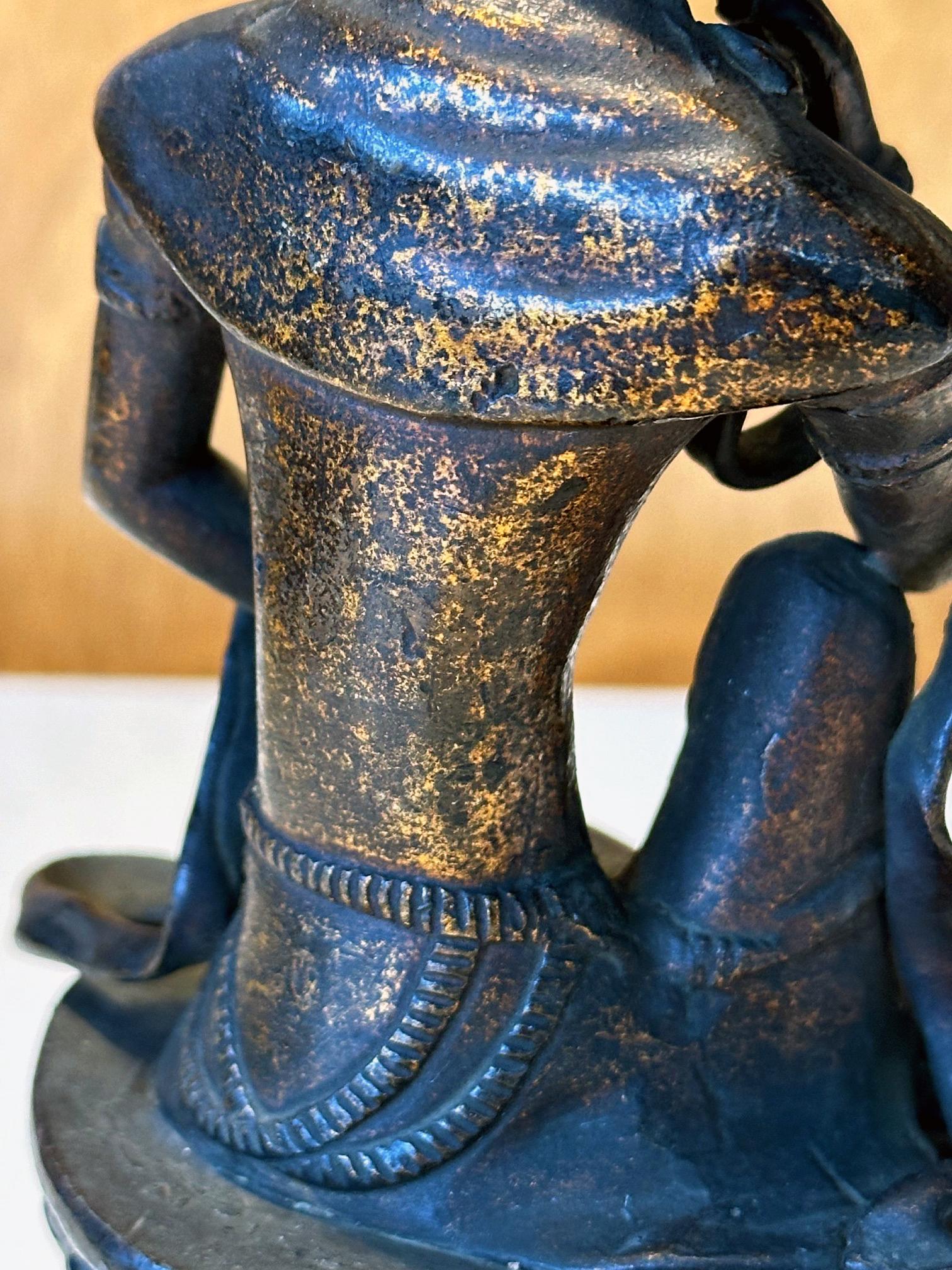 Japanese Bronze Statue Nyoirin Kannon on Lotus Throne For Sale 10