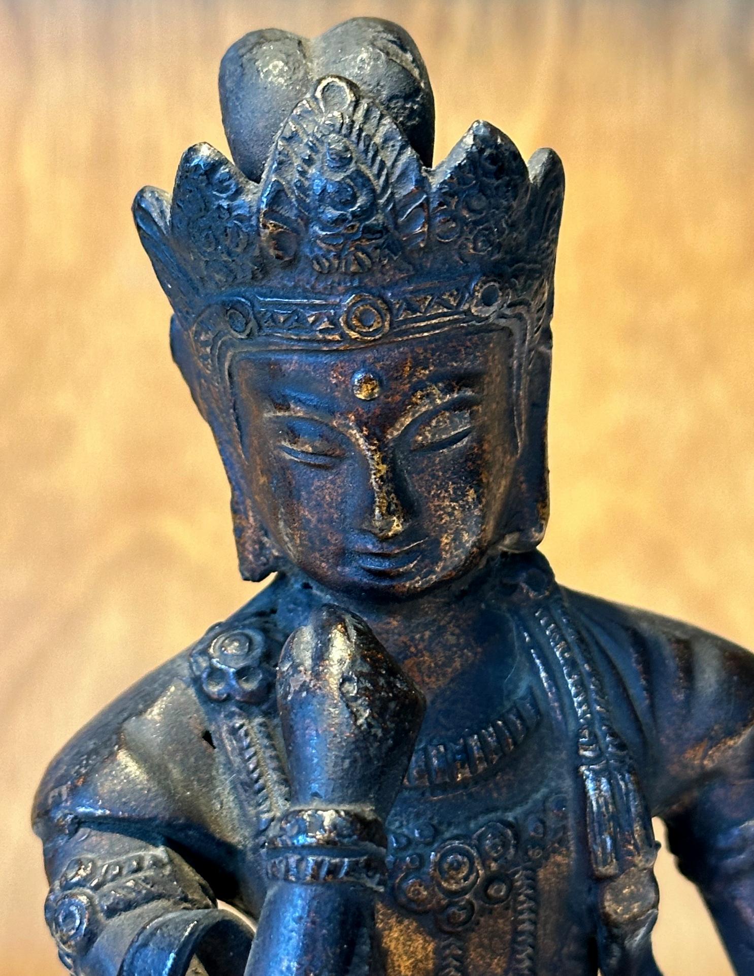 Japanese Bronze Statue Nyoirin Kannon on Lotus Throne For Sale 2