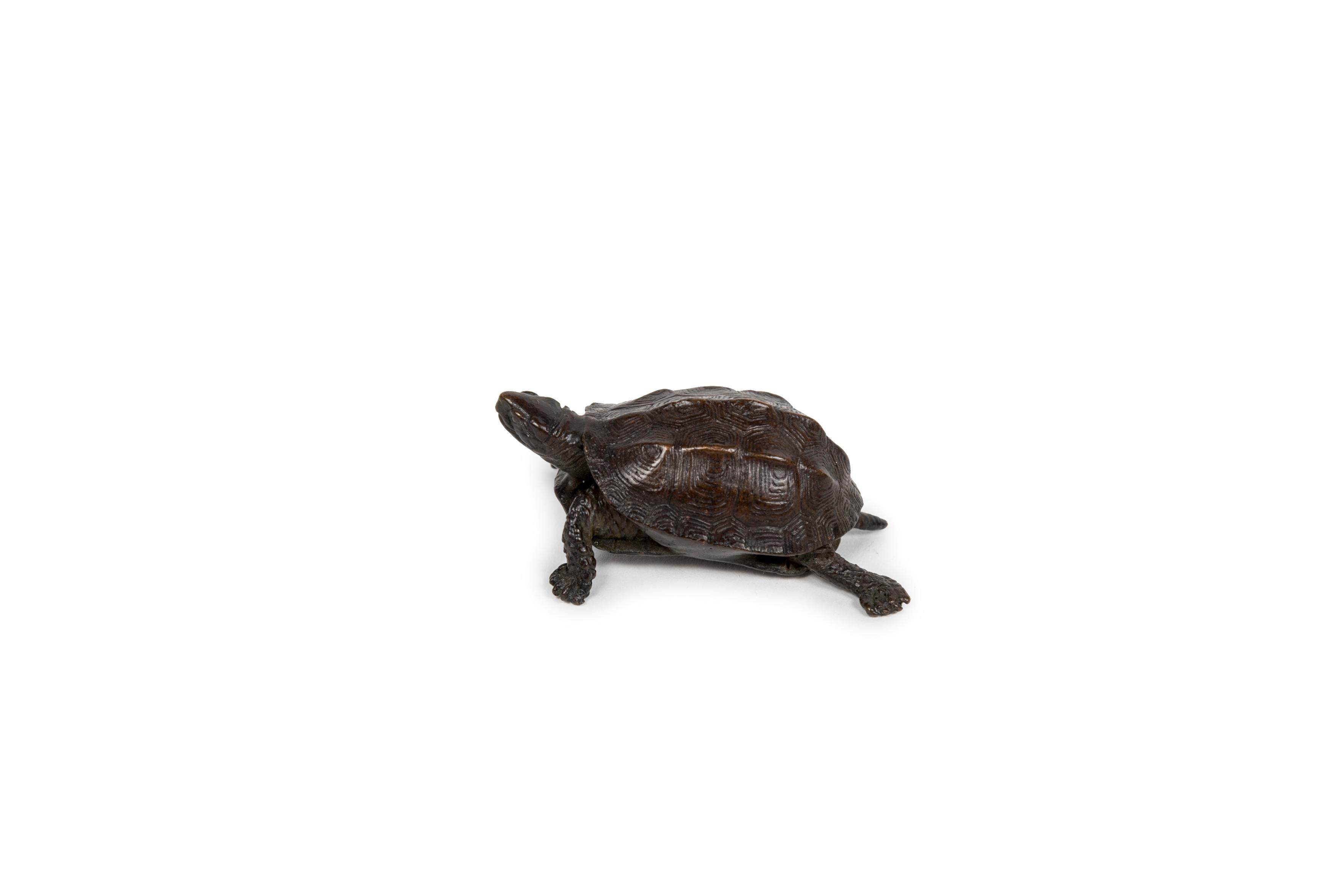 Japonisme Japanese bronze okimono turtle (sculpture) For Sale