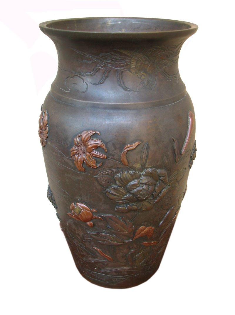 Jarrón japonés de bronce - F8191 en venta 1
