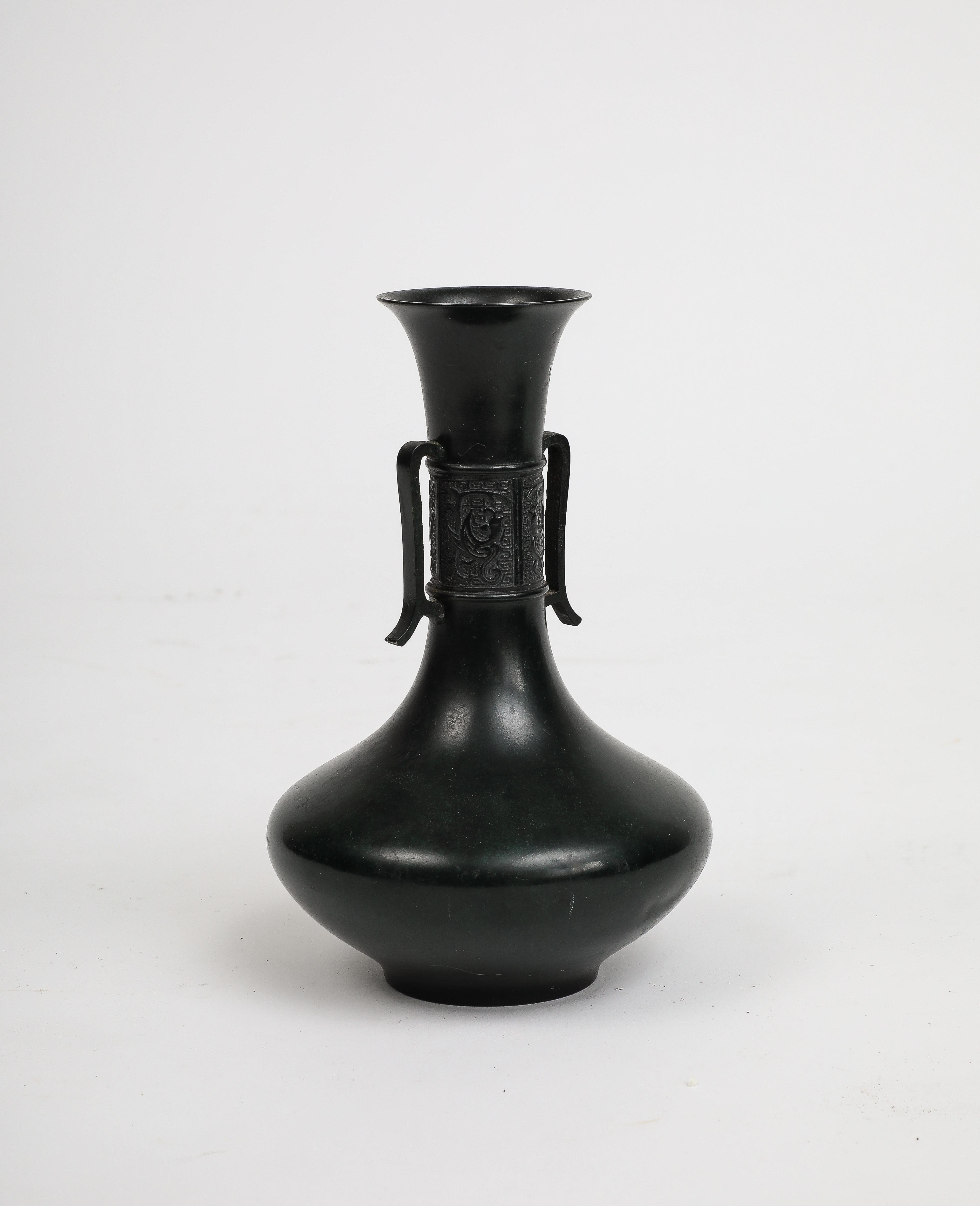 Japanese Bronze Vase For Sale 2