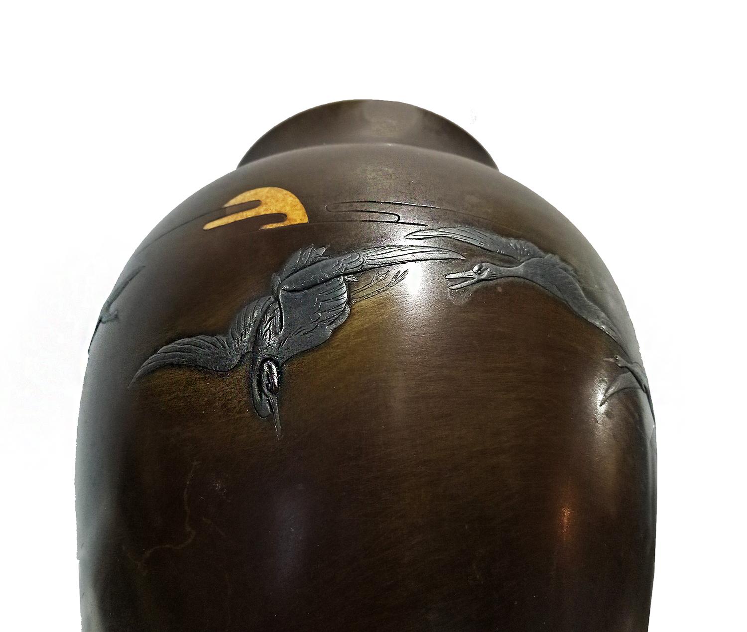 Japanese Bronze Vase, Meiji Period For Sale 7