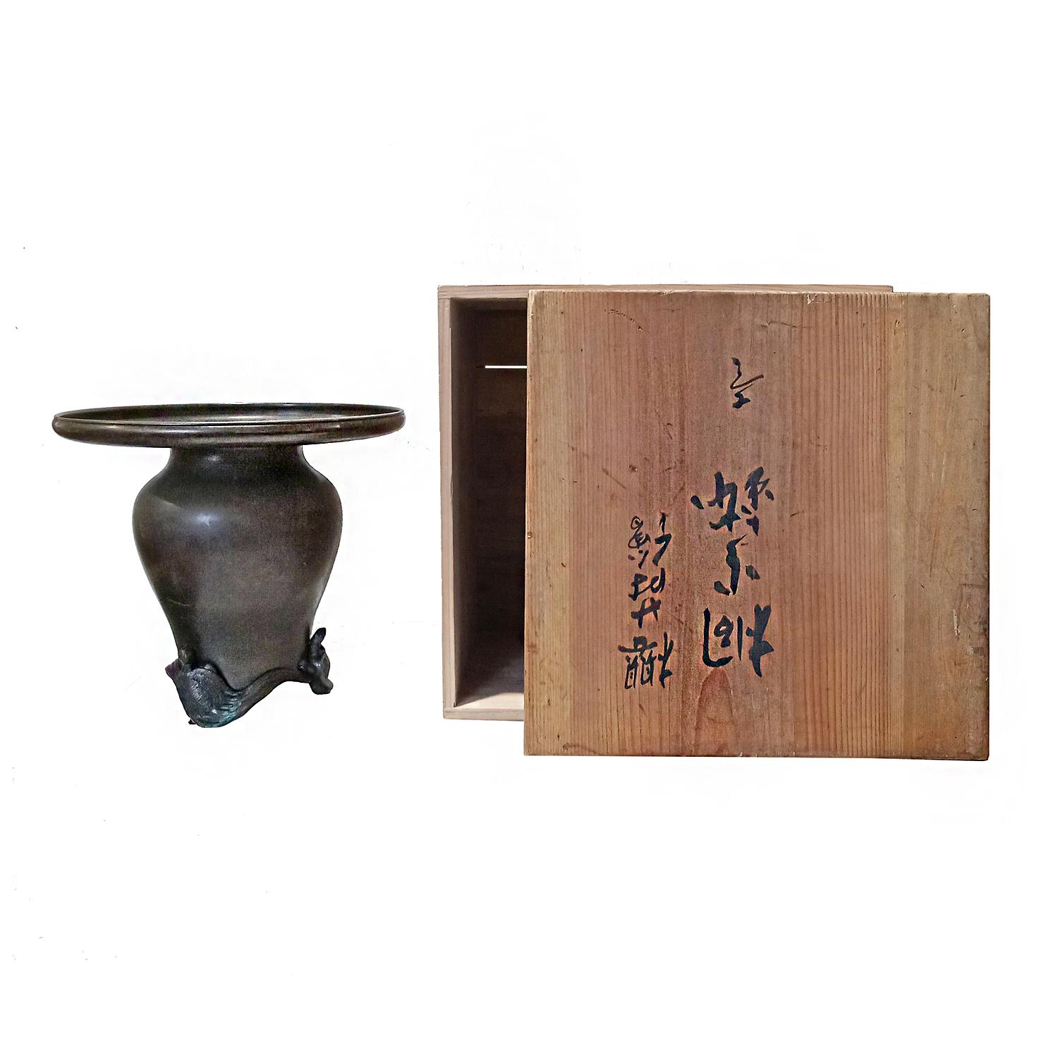 Japanische Bronzevase aus der Meiji-Periode im Angebot 12