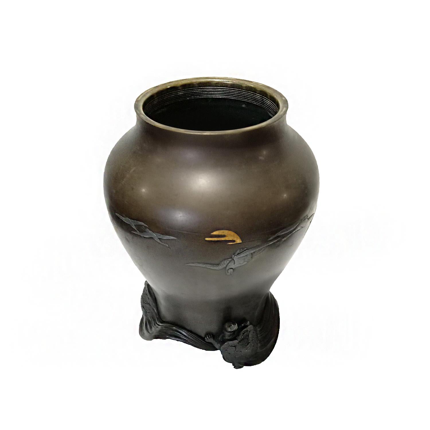 Late 19th Century Japanese Bronze Vase, Meiji Period For Sale